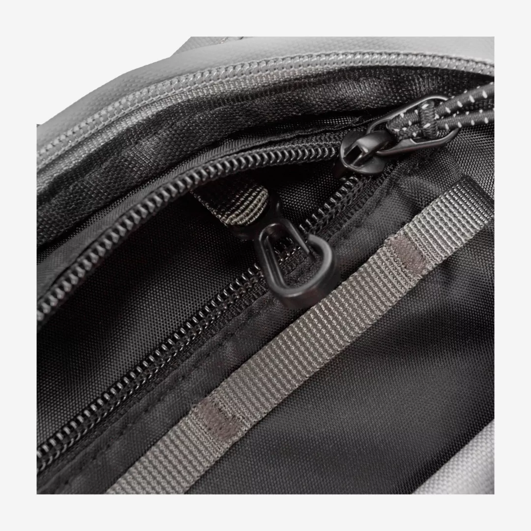 Fitts Sling Bag 2L