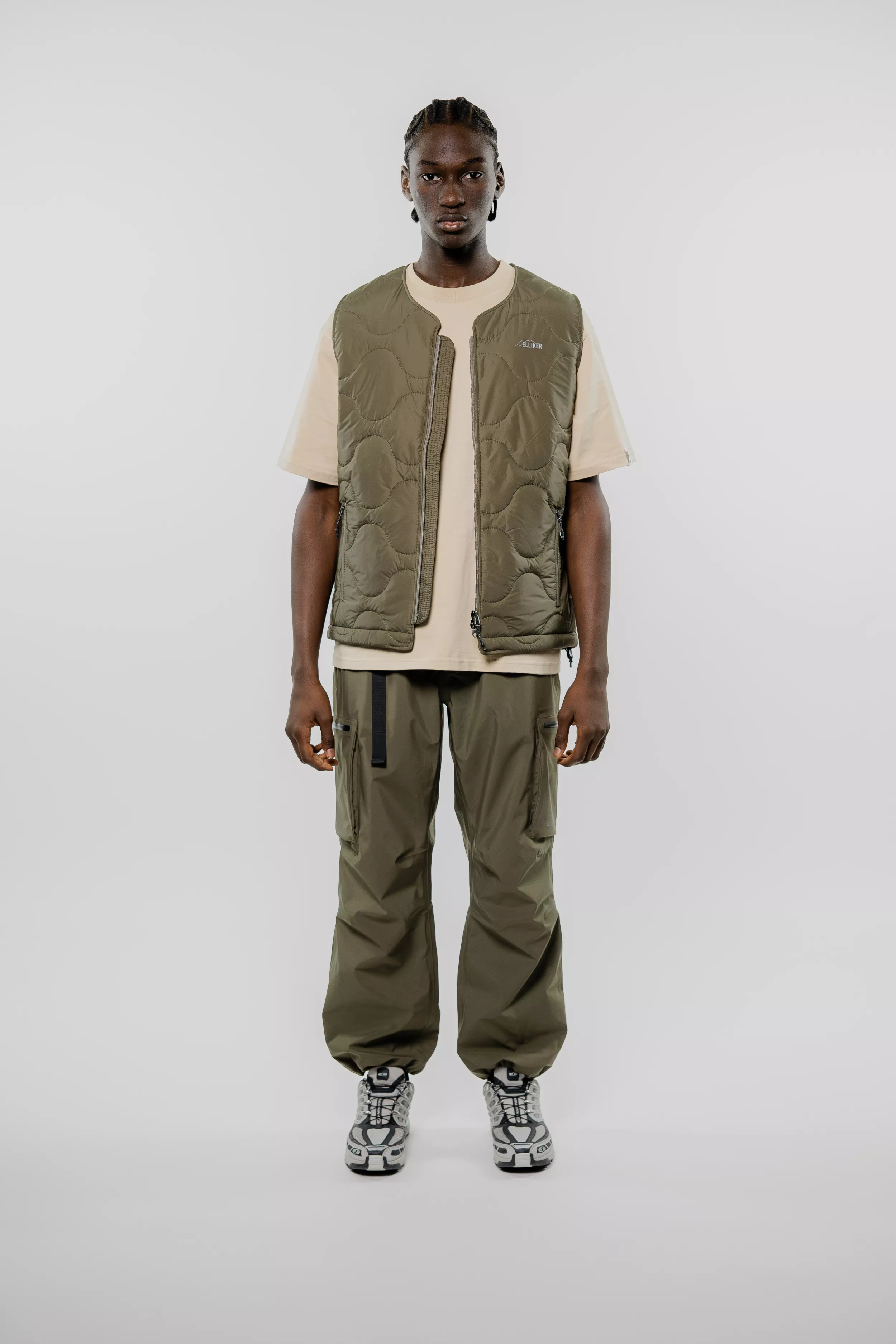 model-(40133-khaki-front)-(40133-khaki-front)