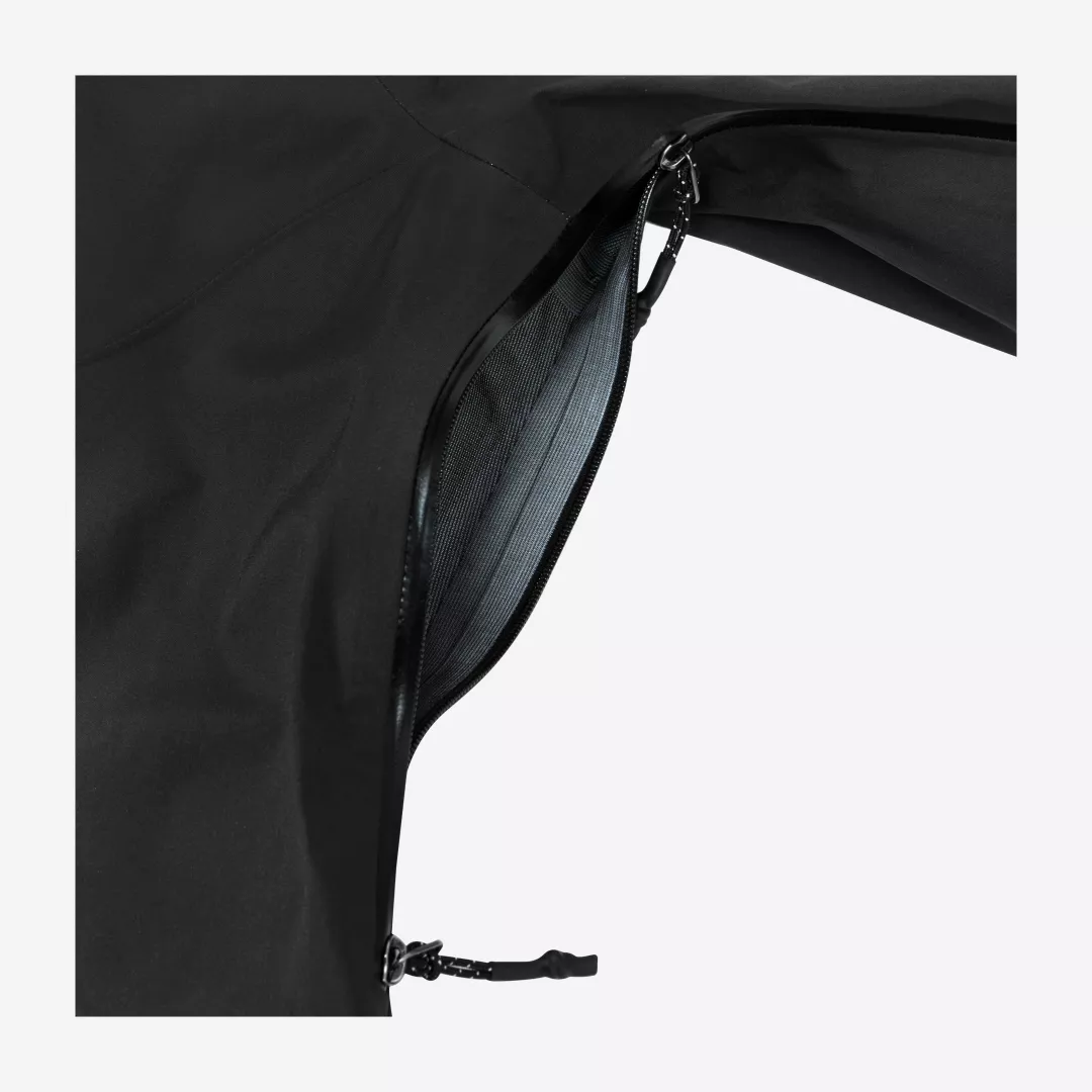 40130-black-detail-4
