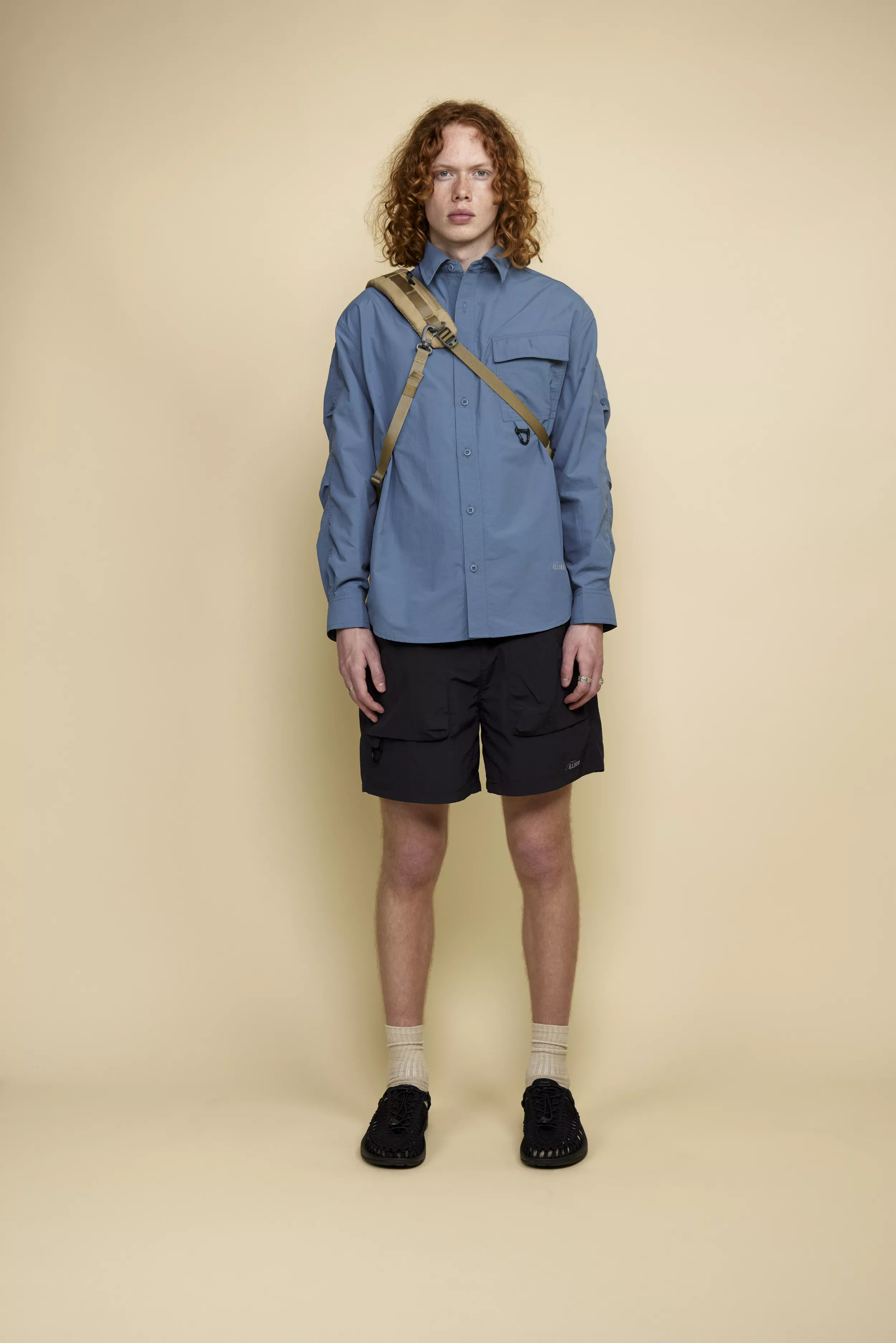 model-(34030-sand-detail)-(40144-stlblue-front)-(40149-black-front)