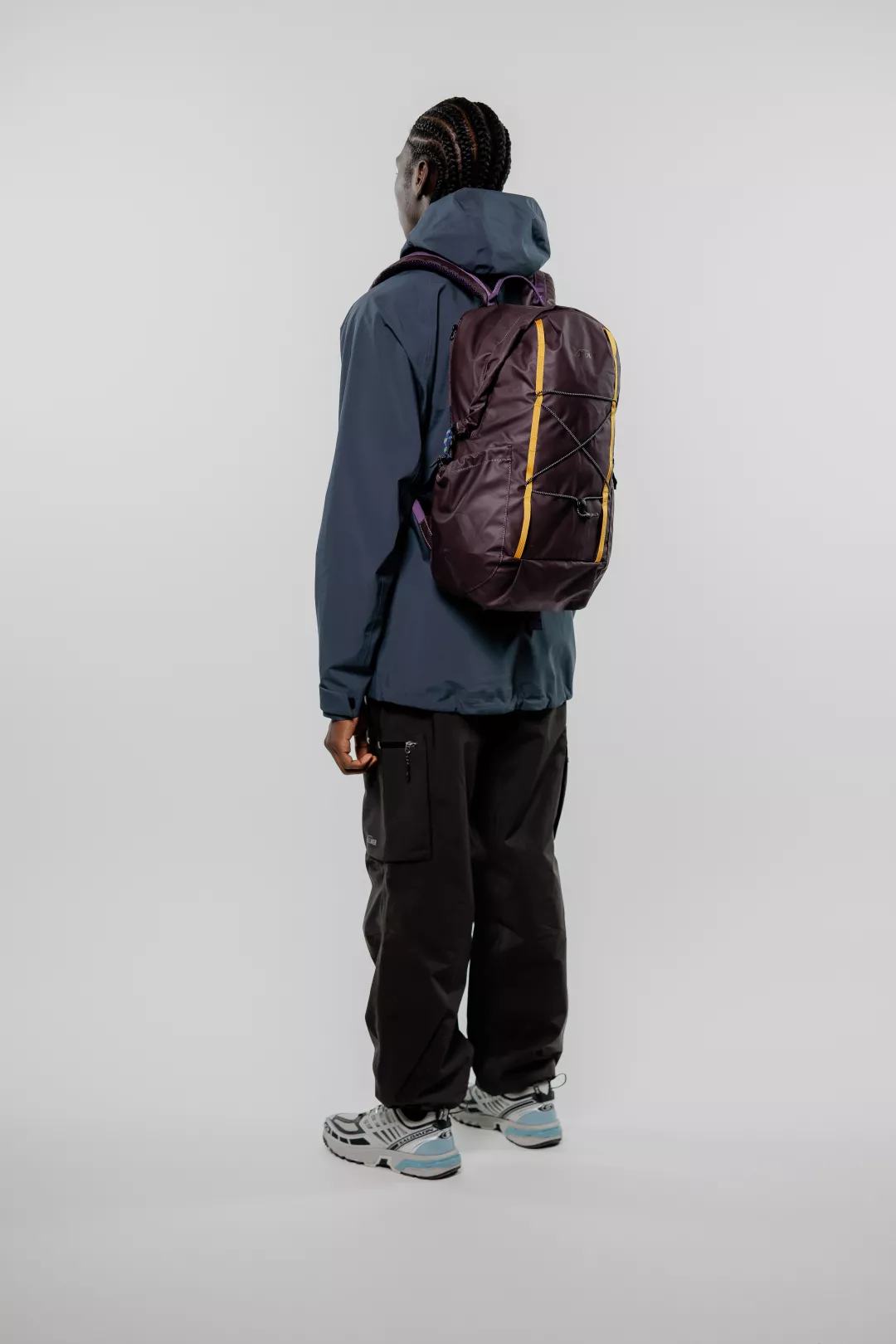 model-(34000-purple-side)-(40130-navy-side)-(40134-black-side)