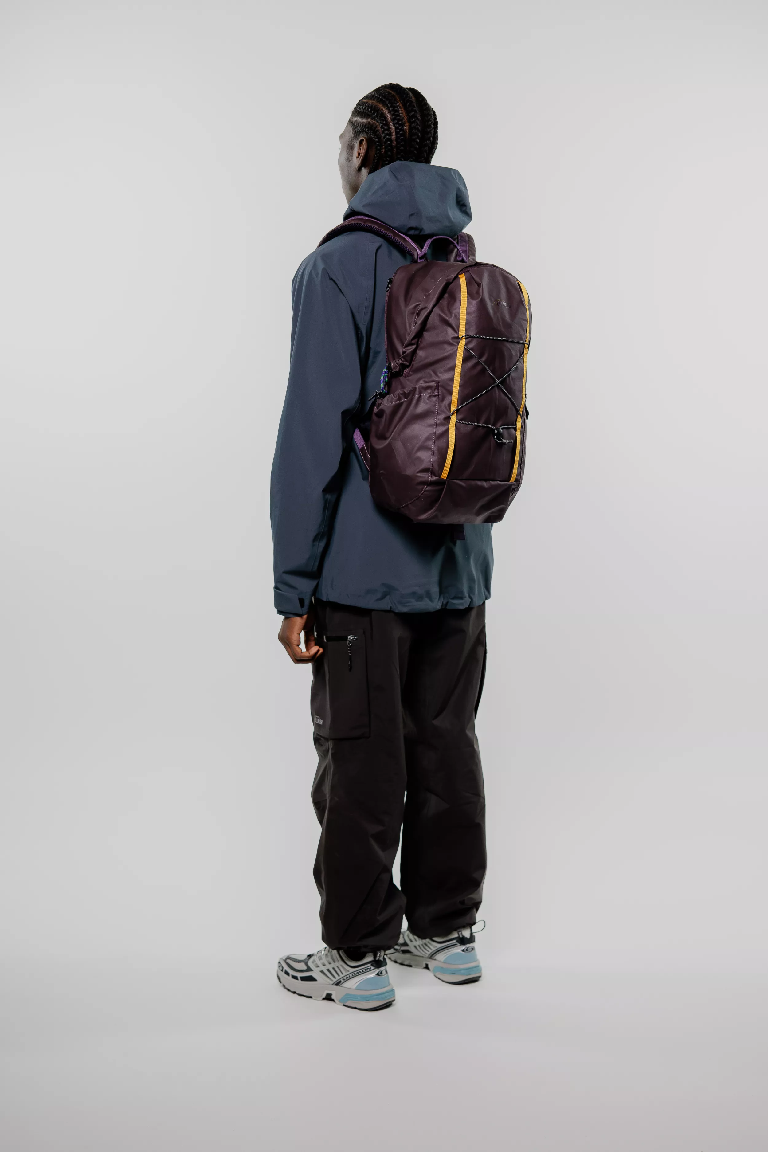 model-(34000-purple-side)-(40130-navy-side)-(40134-black-side)