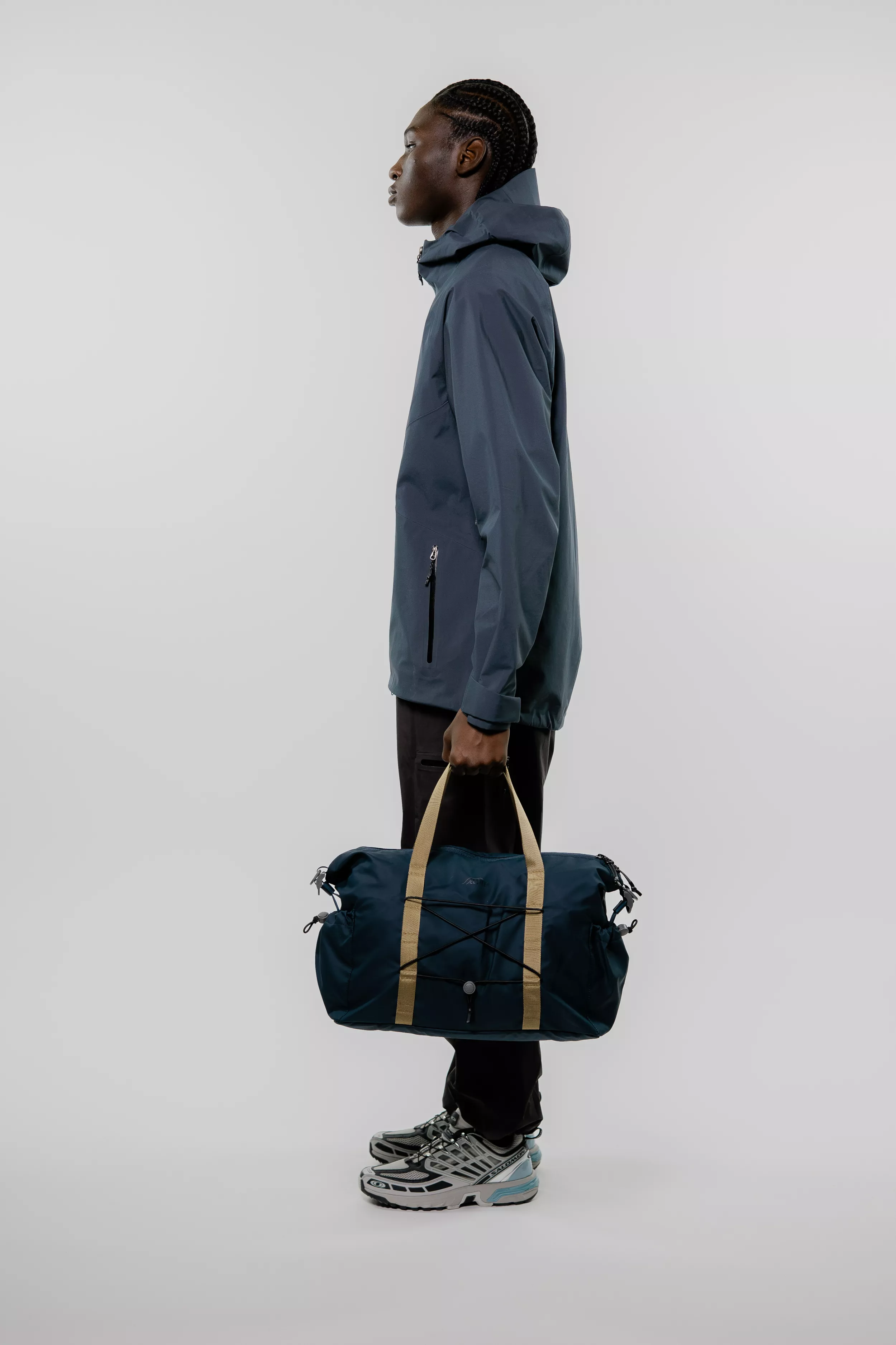 model-(34026-navy-front)-(40130-navy-side)-(40134-black-side)