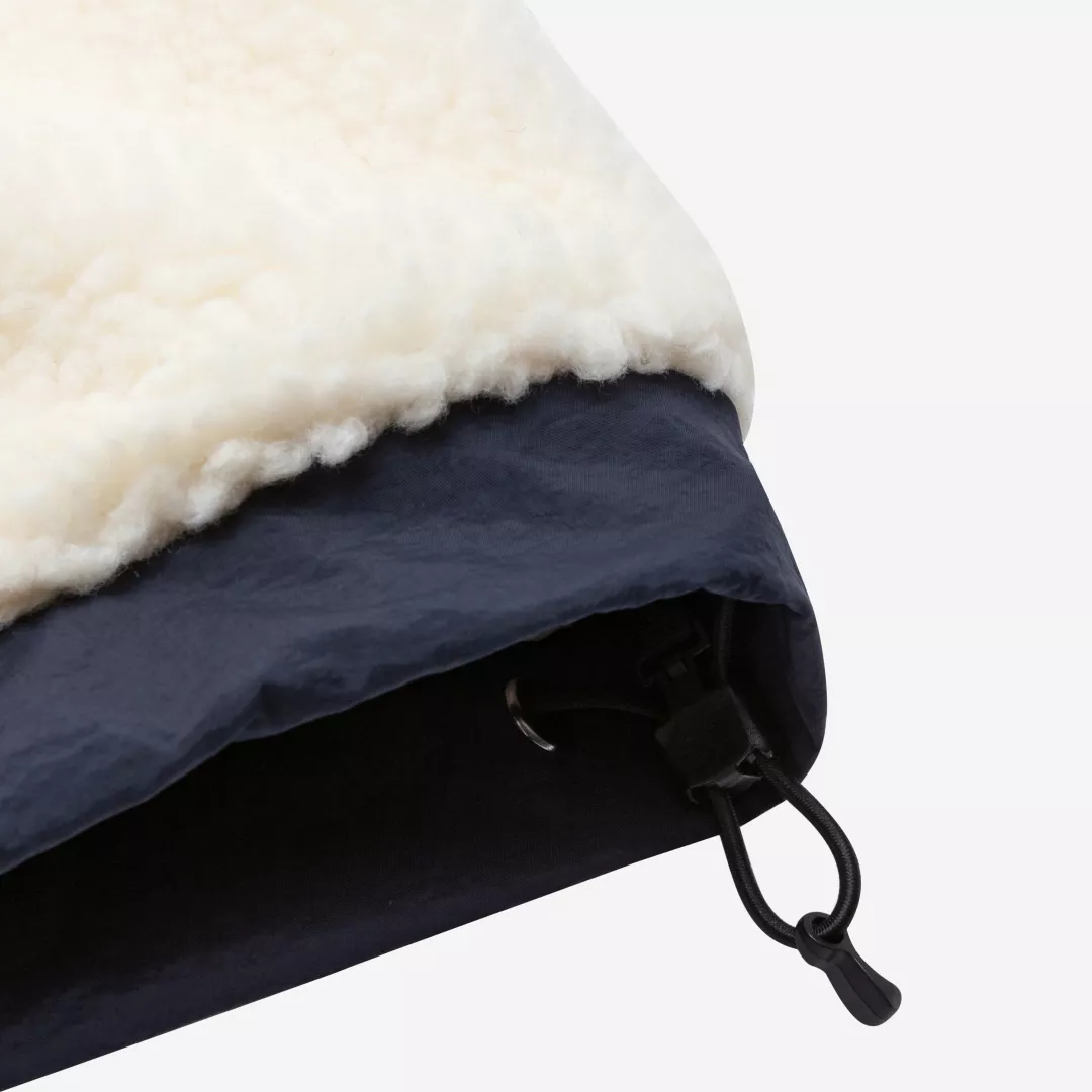 40161-cream-detail