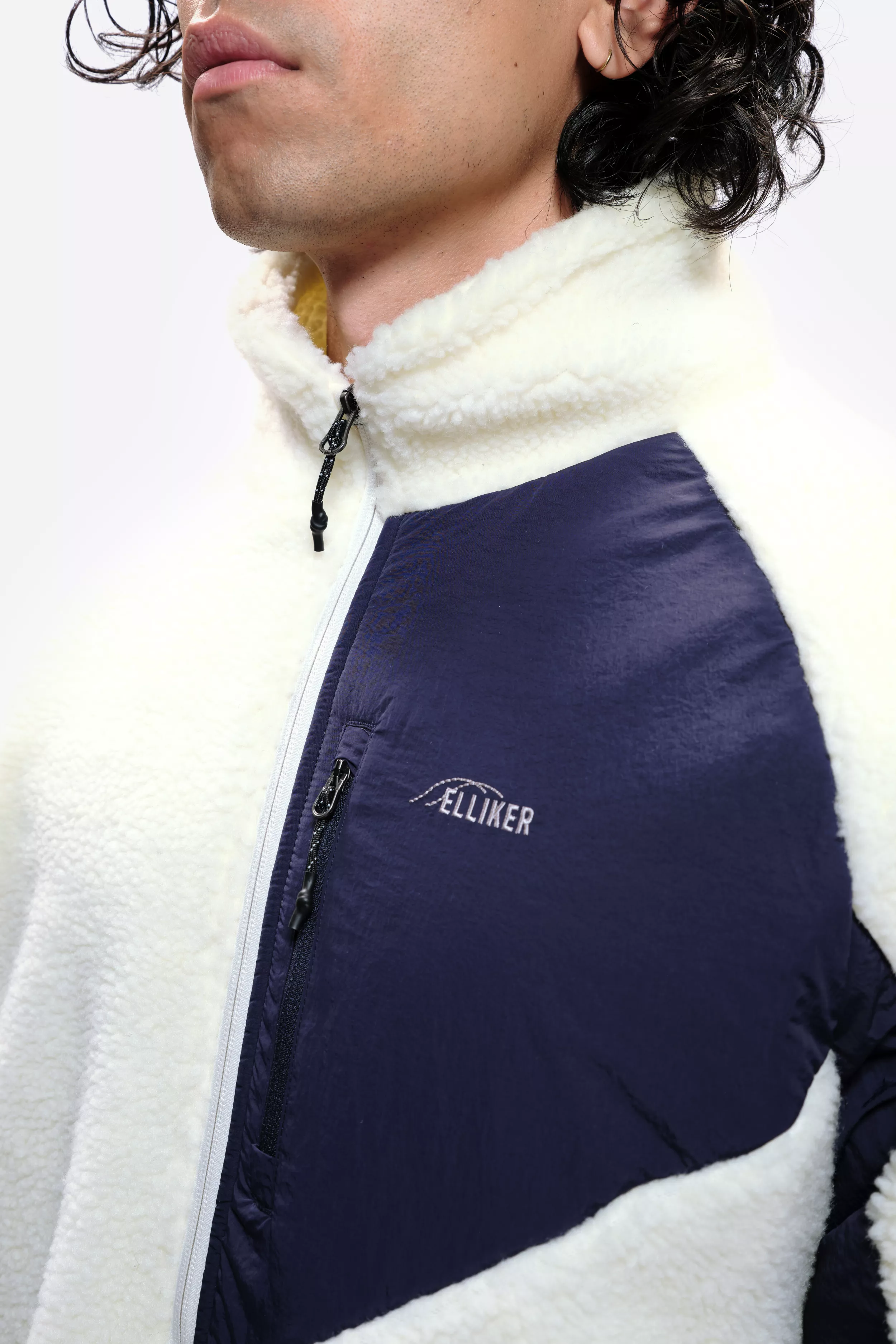 model-(40161-cream-detail)-1