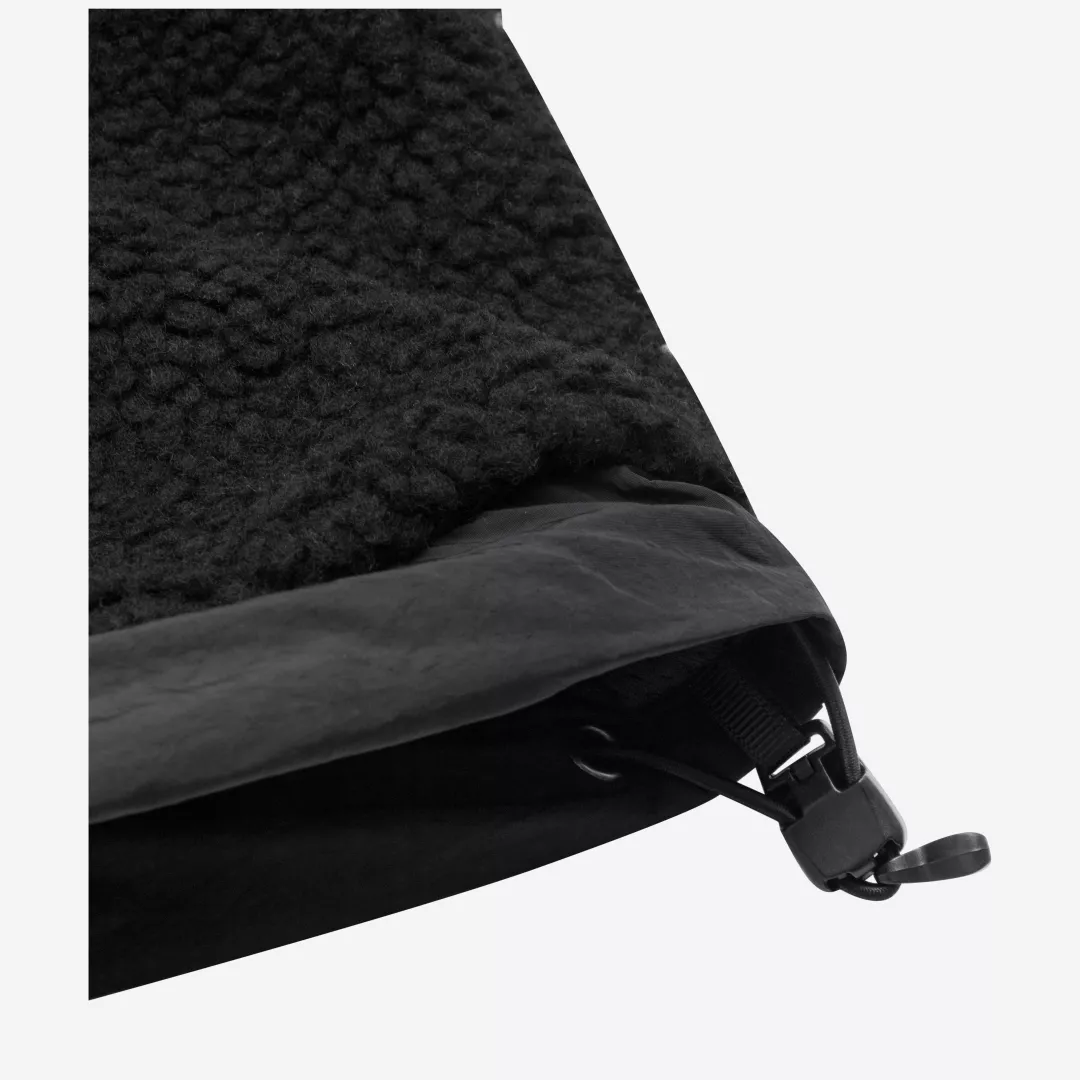 40161-black-detail