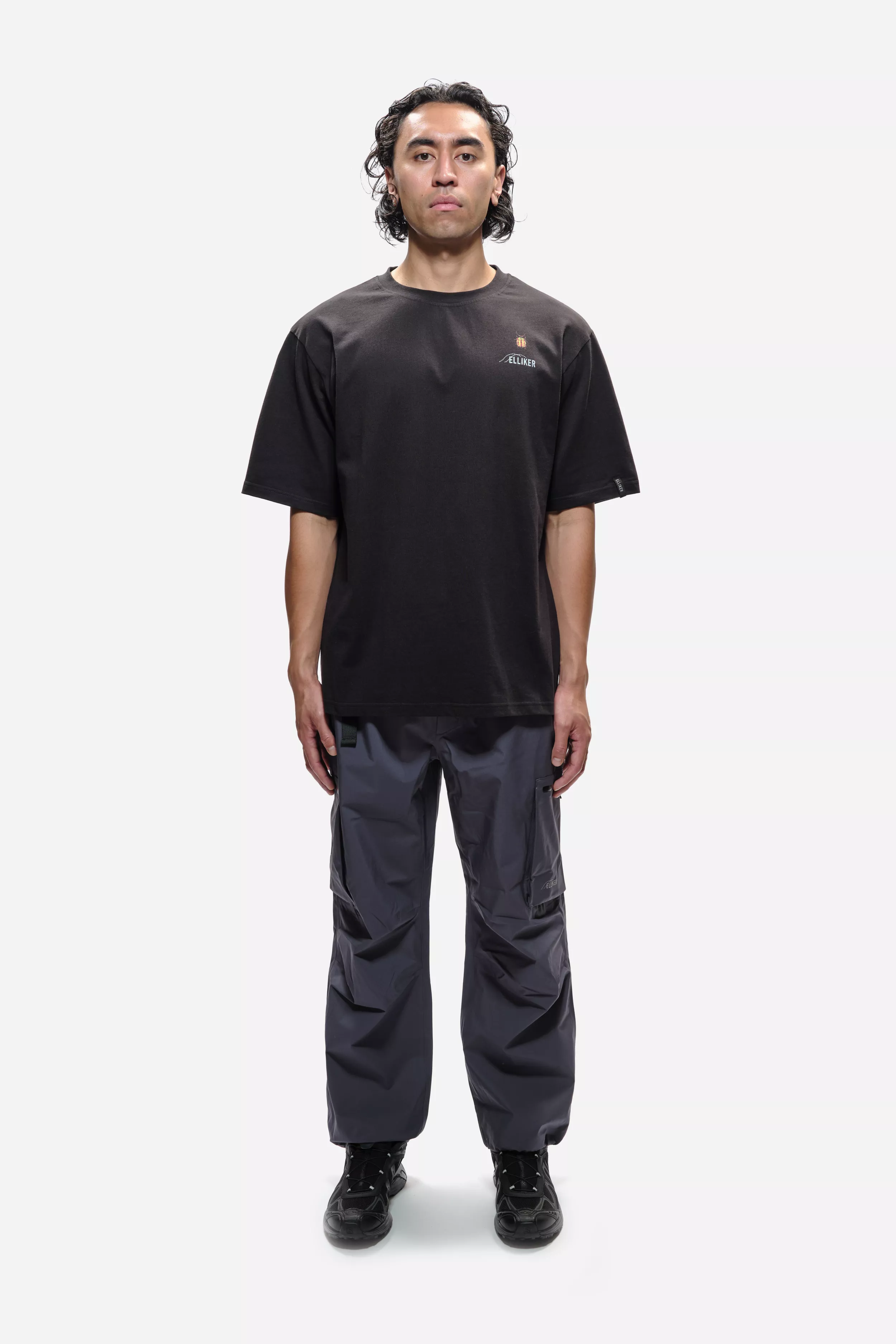 model-(40155-black-front)-(40134-navy-front)