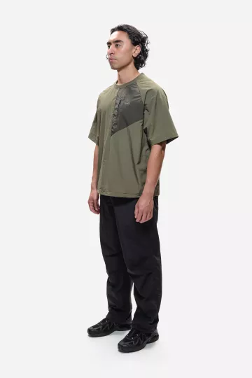 model-(40142-khaki-side)-(40148-black-side)