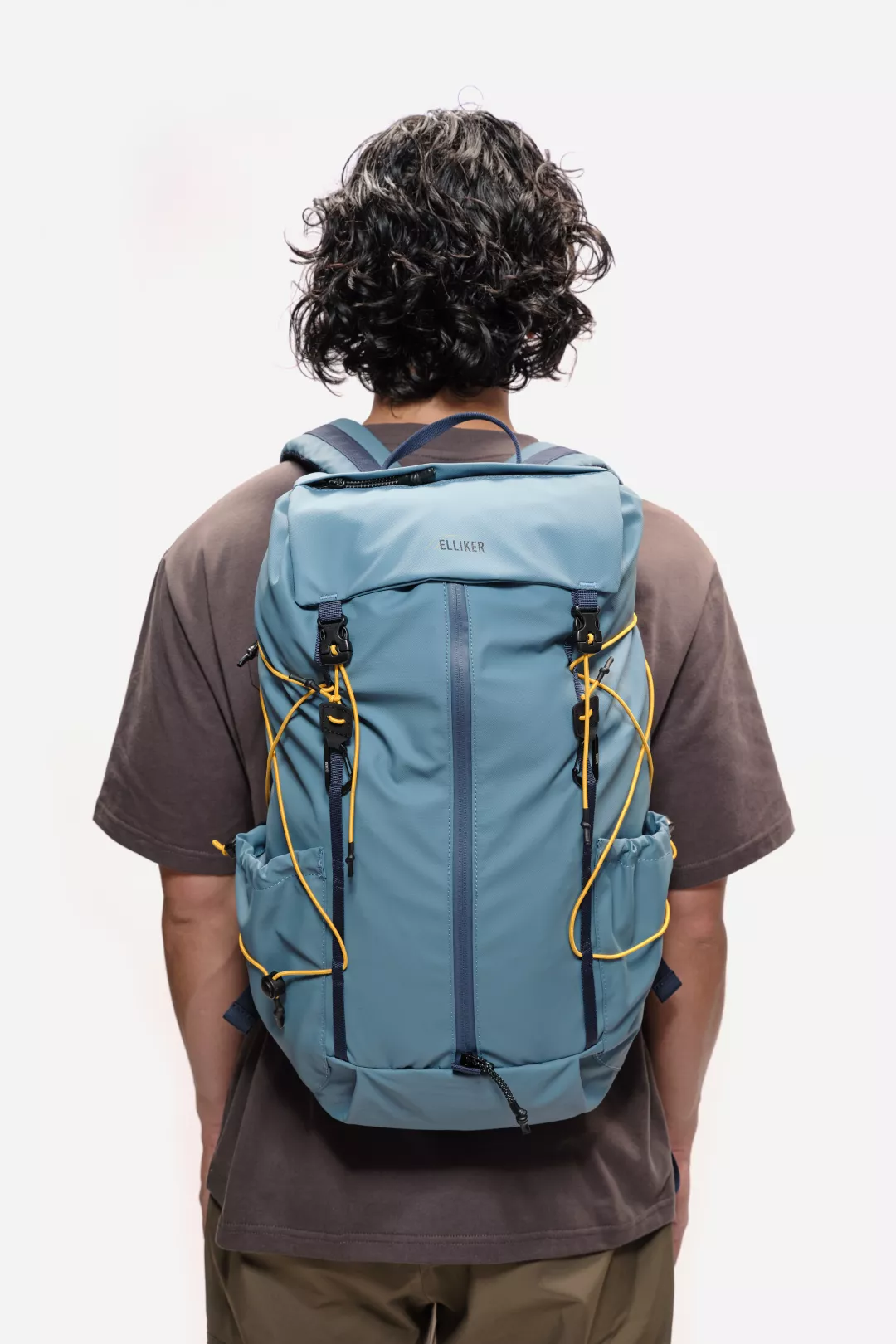 model-(34053-steelblue-front)-(40156-grey-back)