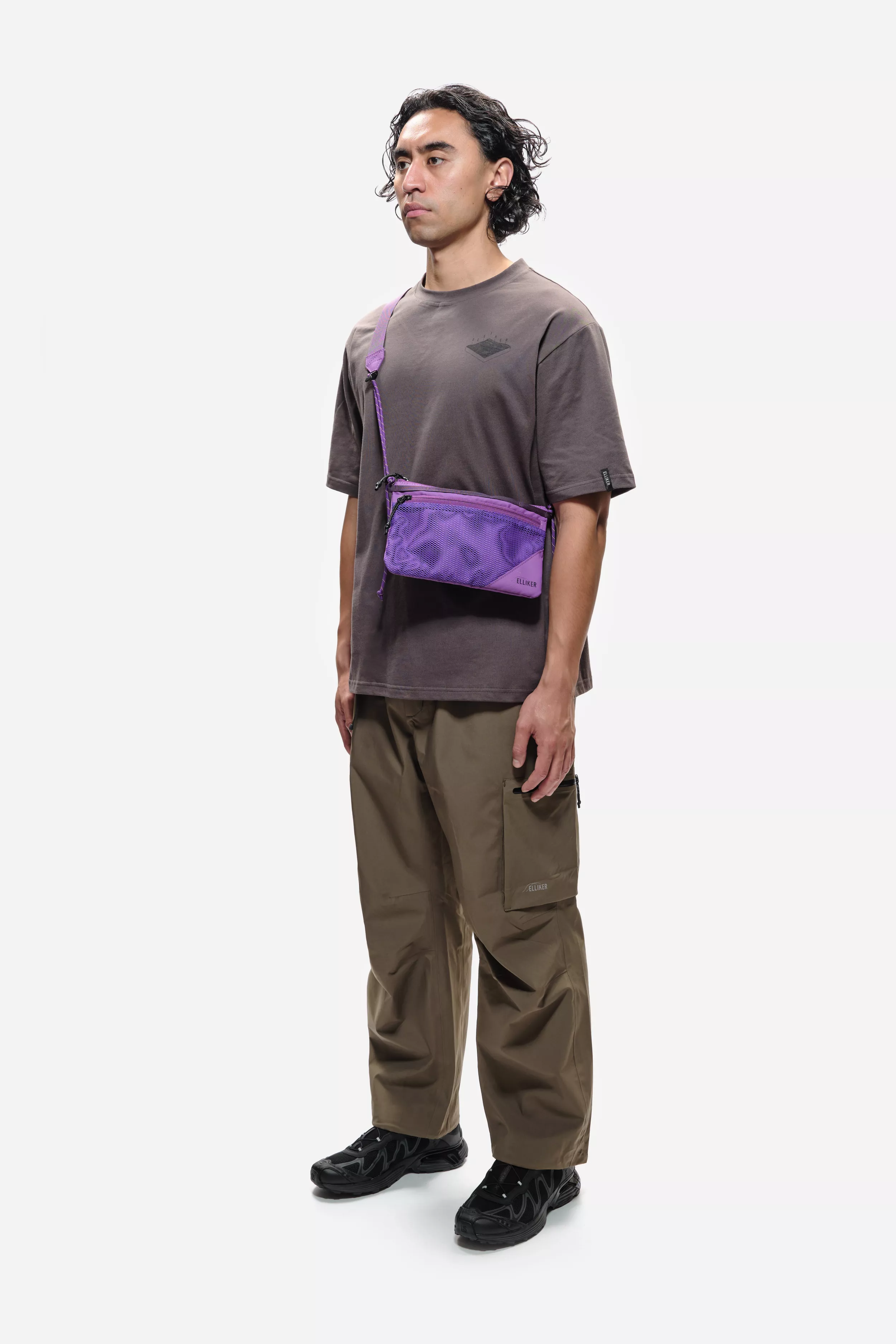 model-(34055-elecpurple-front)-(40156-grey-side)-(40134-khaki-side)