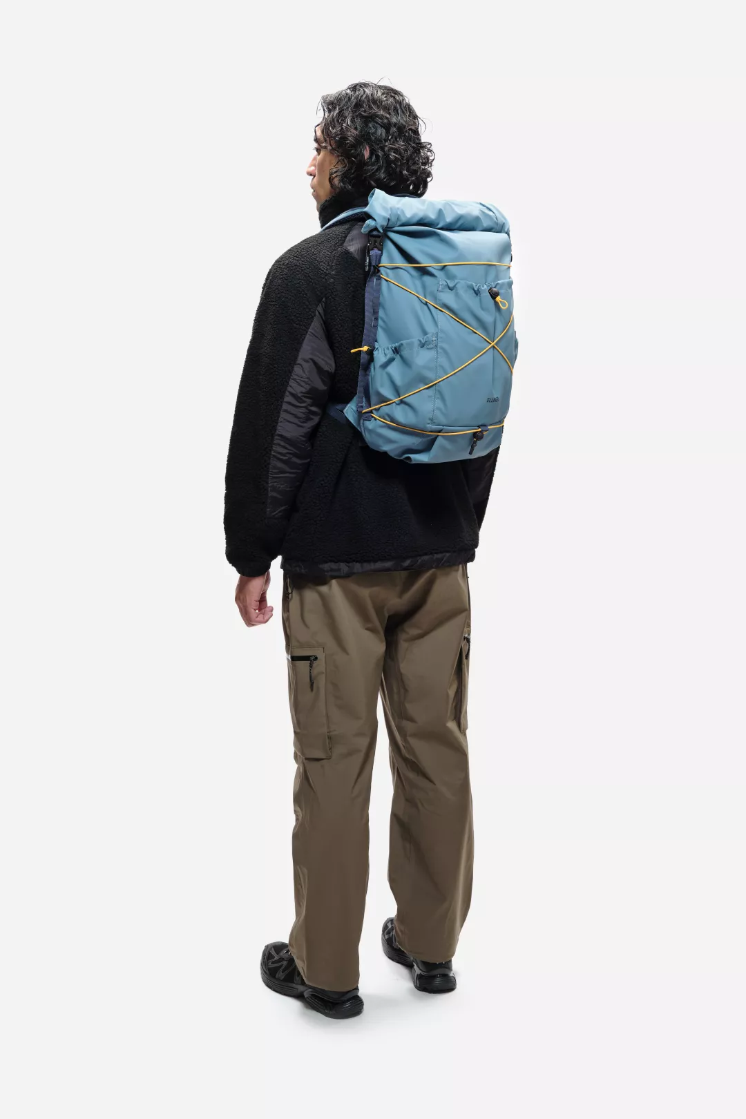 model-(34052-steelblue-side)-(40161-black-side)-(40134-khaki-side)