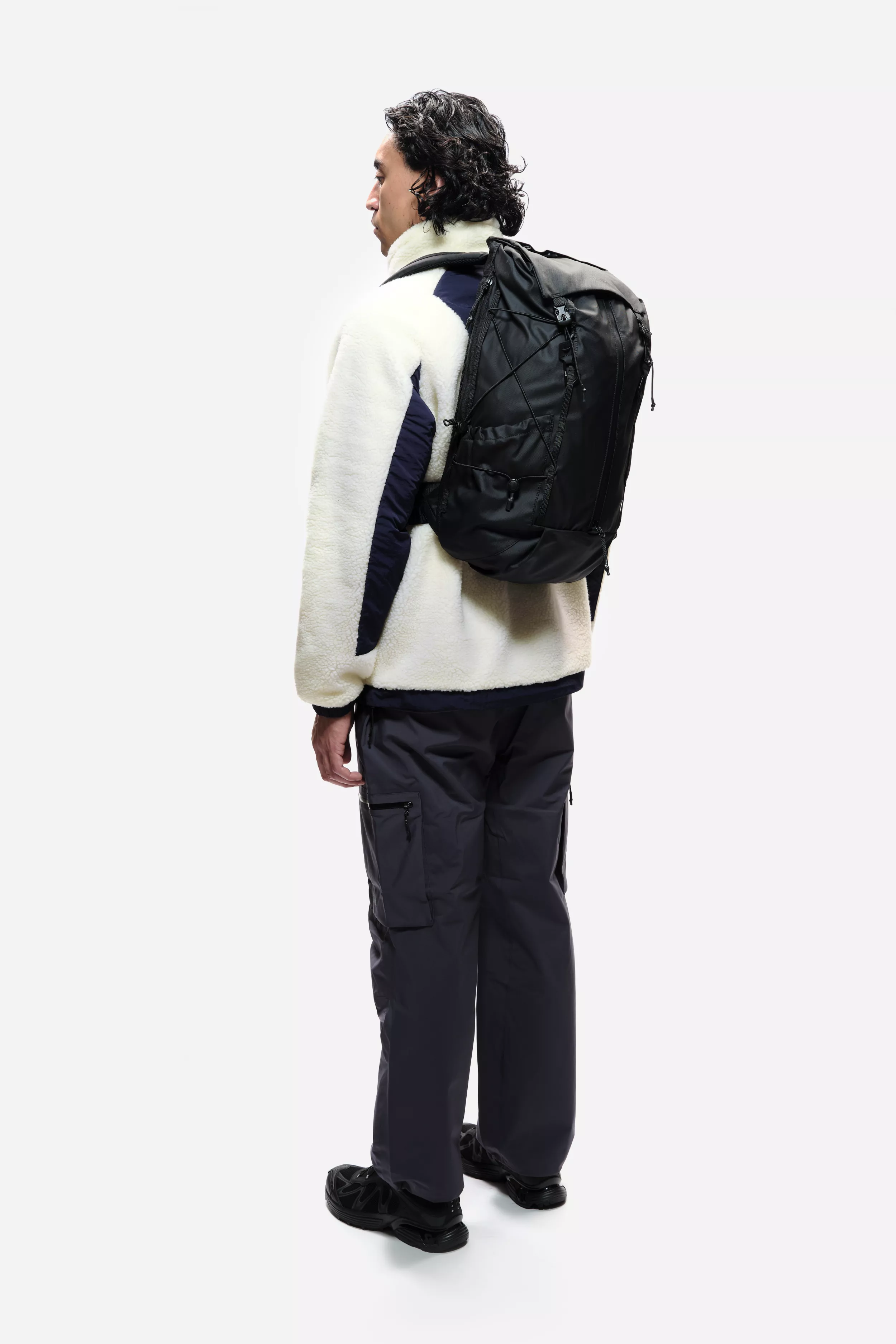 model-(34053-black-side)-(40161-cream-side)-(40134-navy-side)