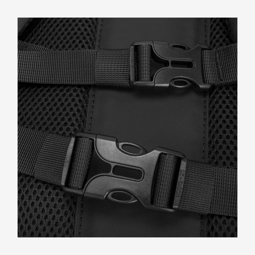 34053-black-detail