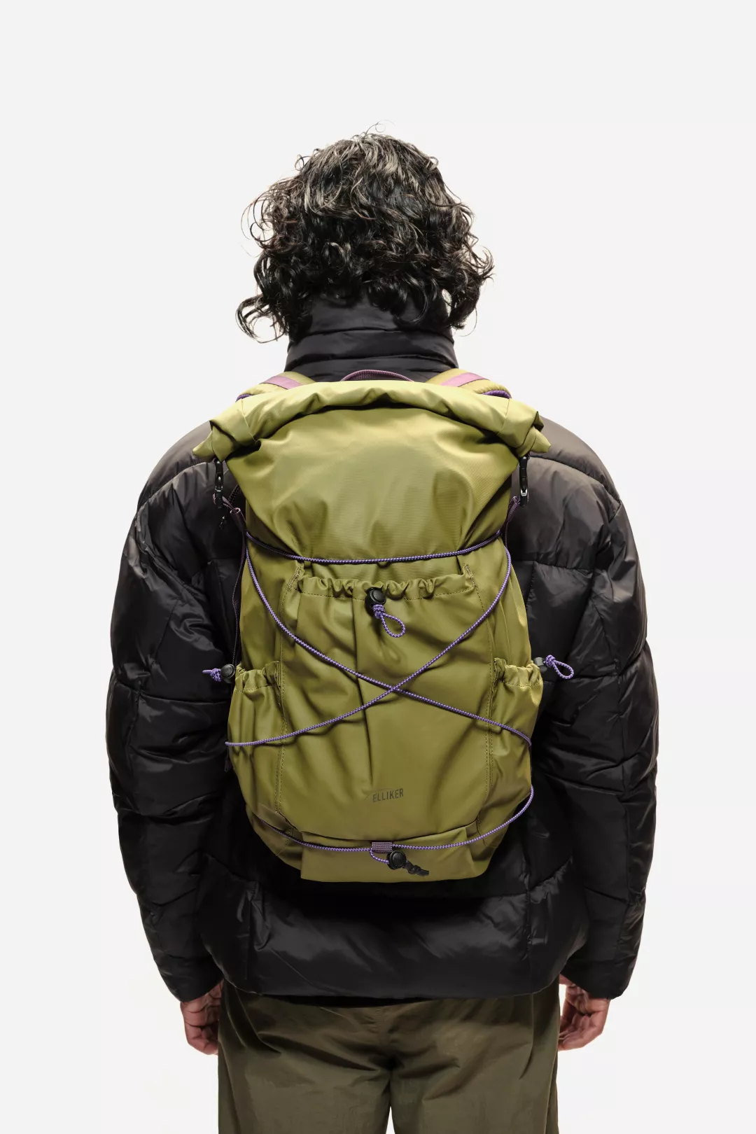 model-(34052-khaki-front)-(40163-black-back)