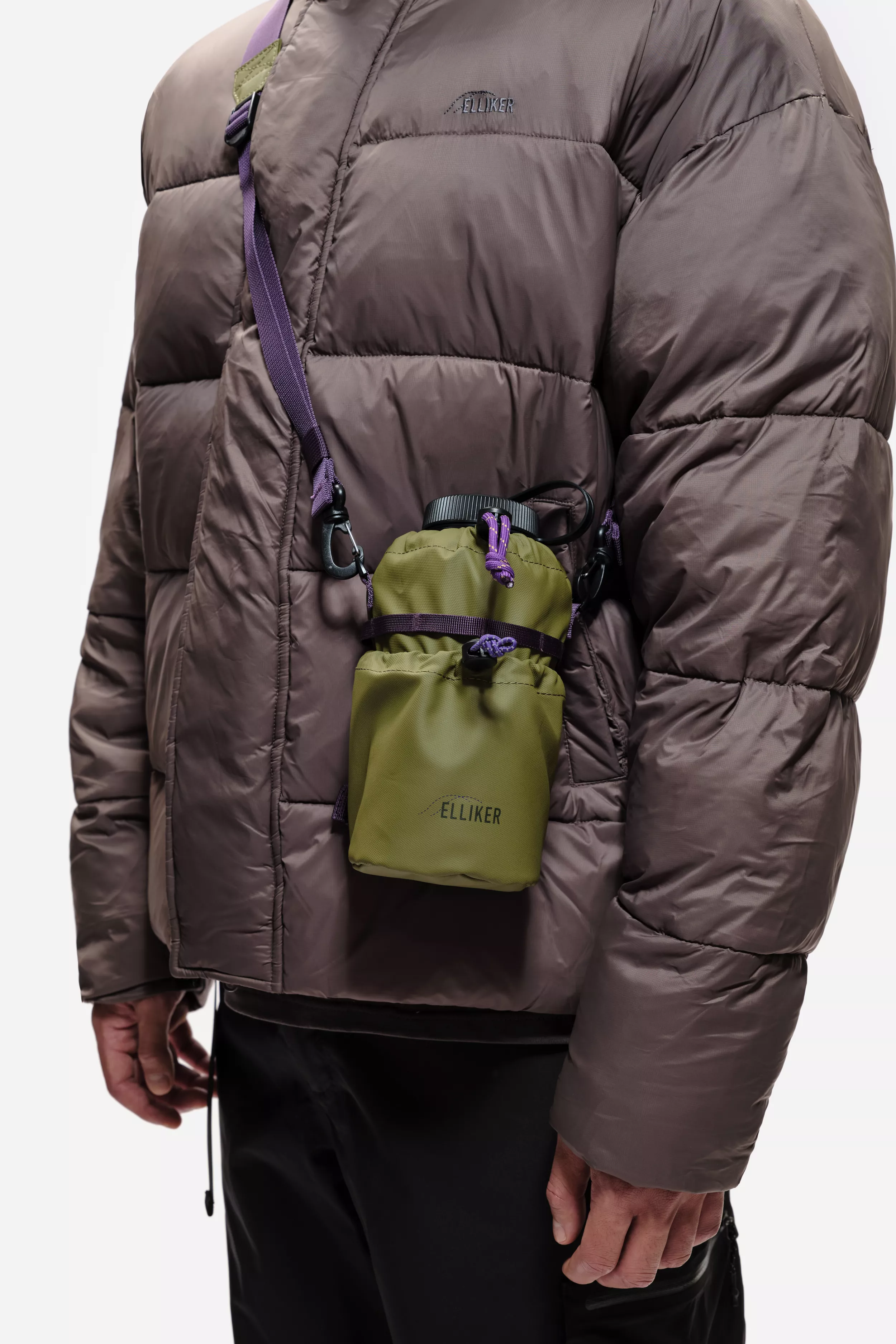 model-(34031-khaki-front)-(40163-brown-detail)