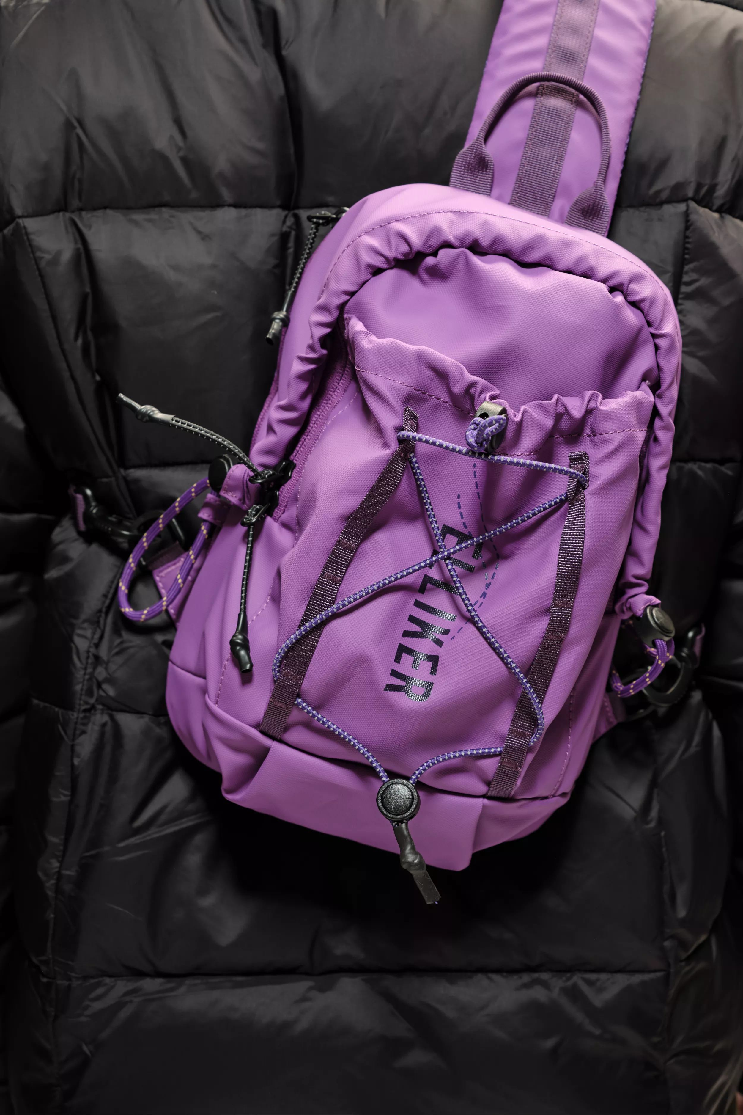 model-(34030-elecpurple-detail)