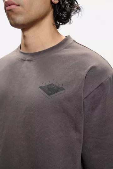 model-(40156-grey-detail)