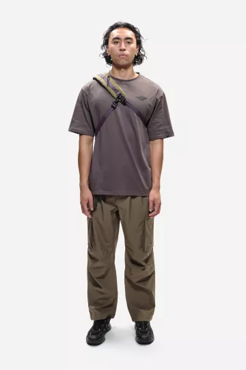 model-(34030-khaki-detail)-(40156-grey-front)-(40134-khaki-front)