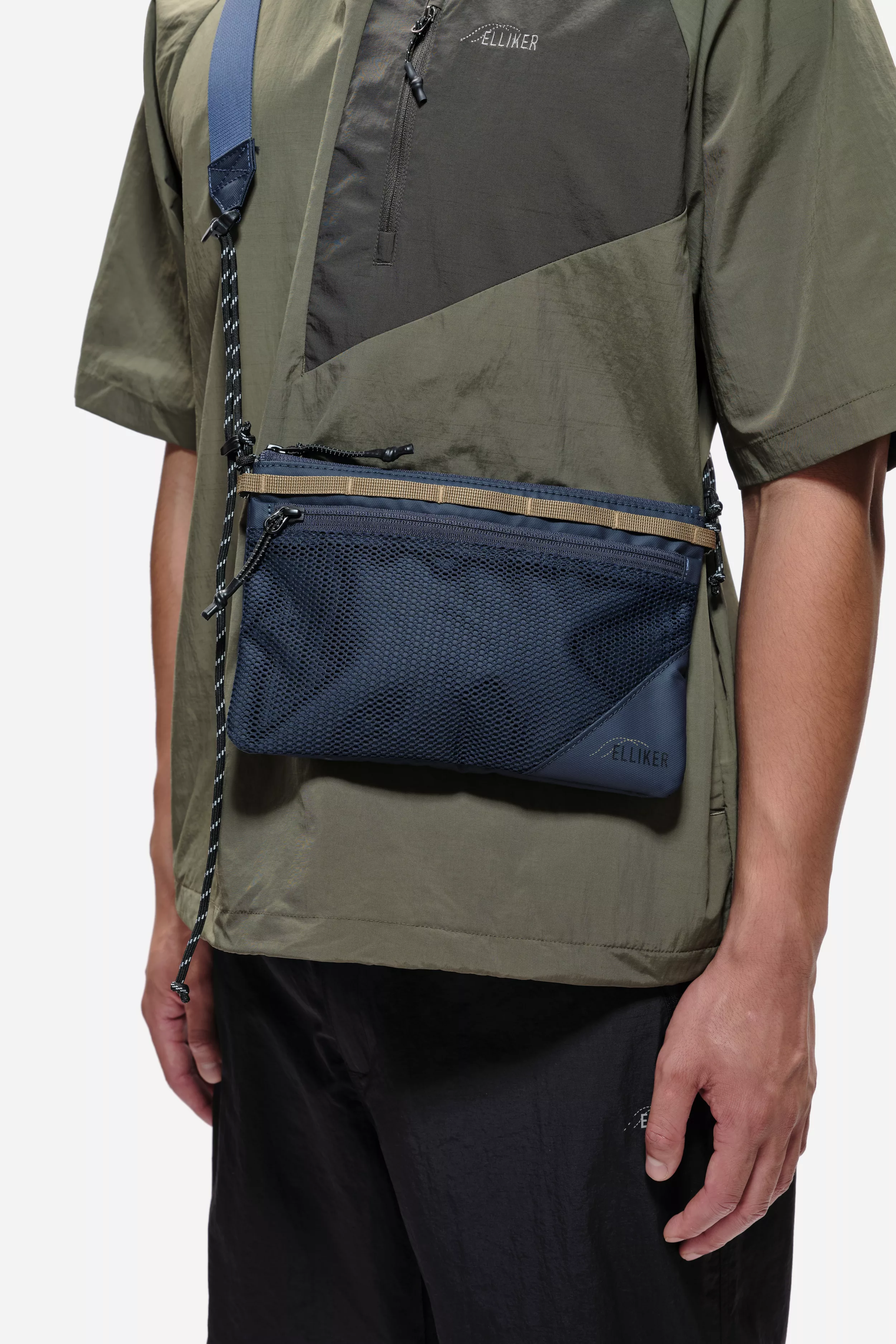 model-(34055-navy-front)-(40142-khaki-detail)