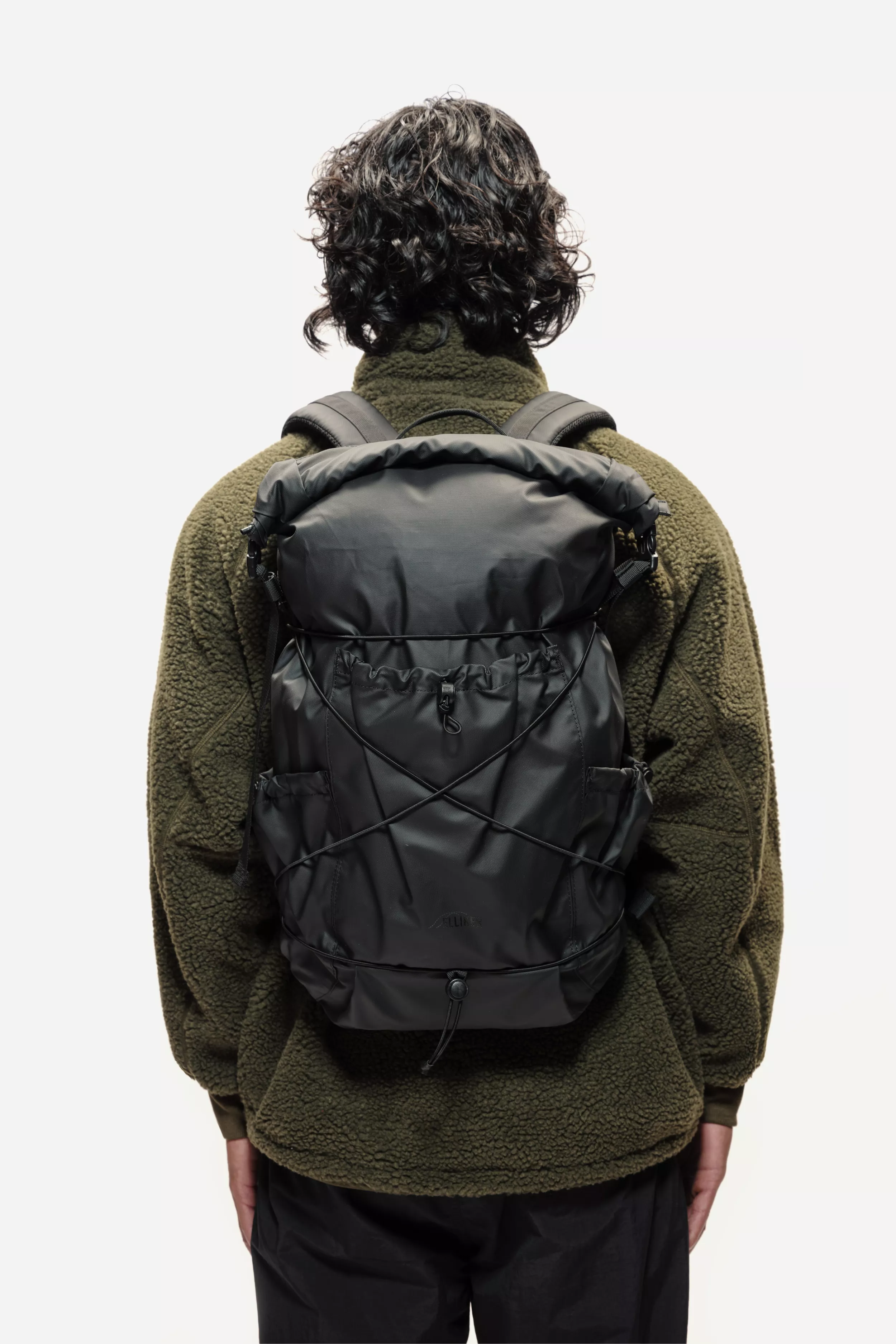 model-(34052-black-front)-(40131-khaki-back)