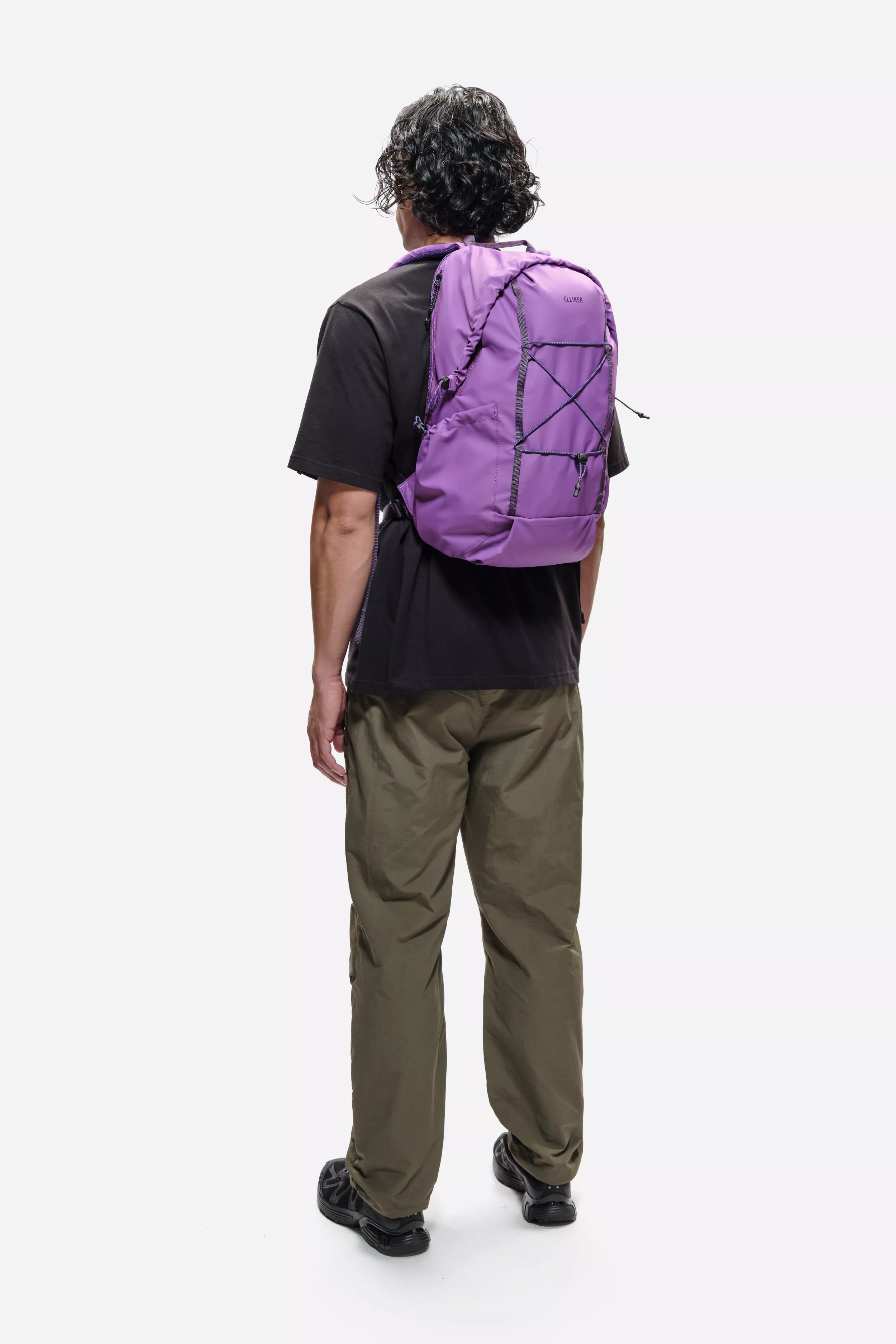 model-(34000-elecpurple-side)-(40157-black-side)-(40148-khaki-side)