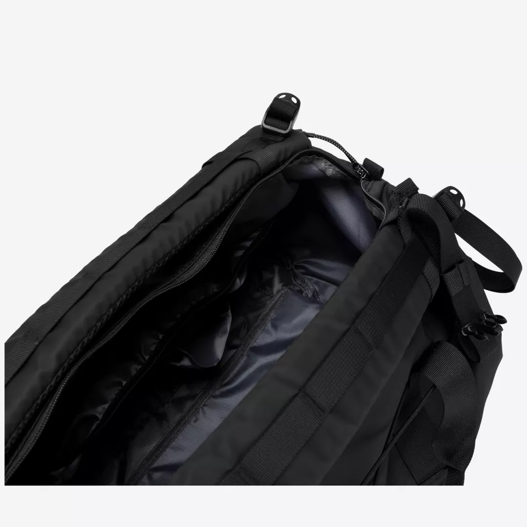 34029-black-inside-2