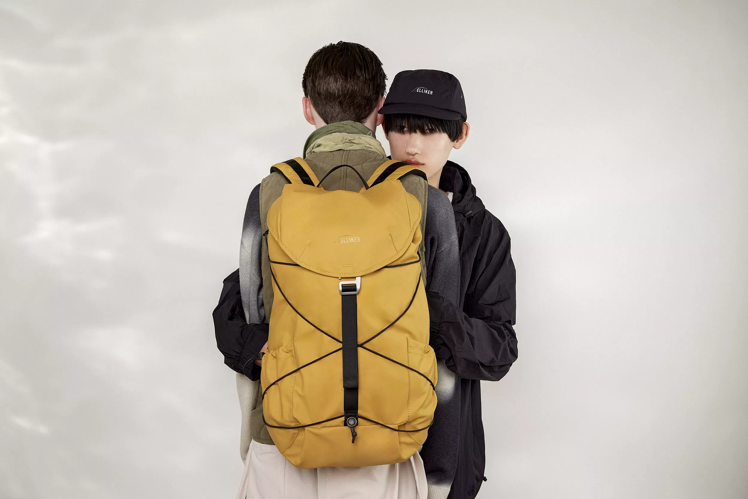 model-(34002-mustard-front)-(34019-black-front)-2