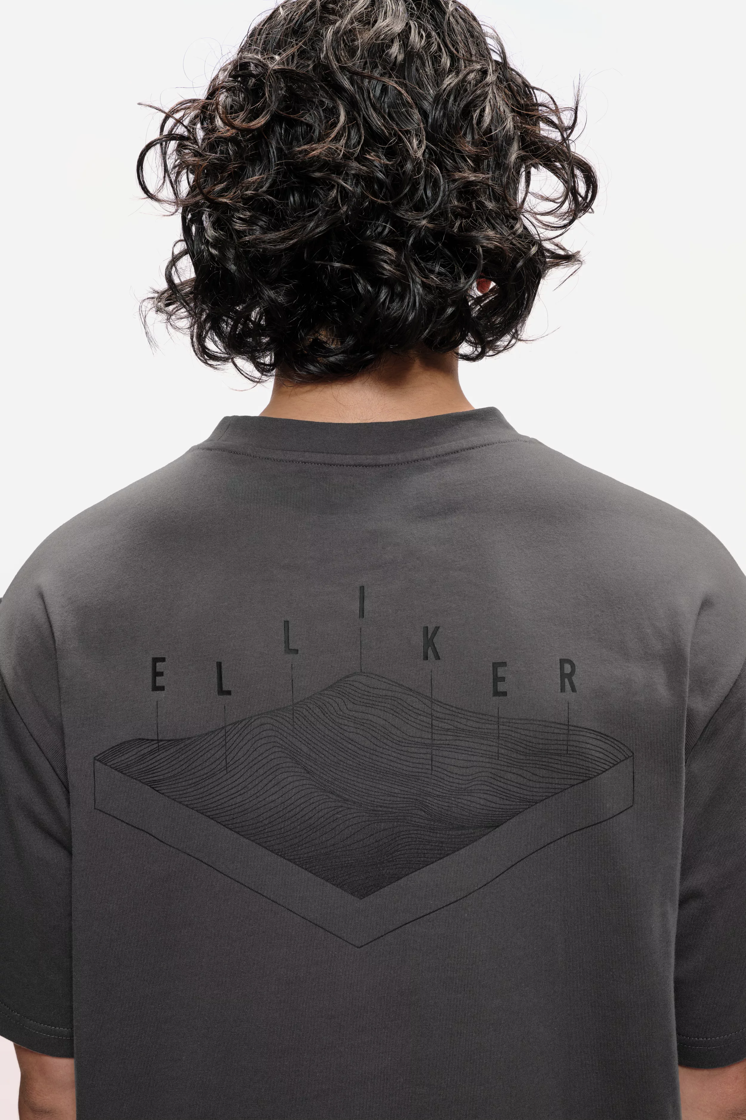 model-(40156-grey-detail)-1