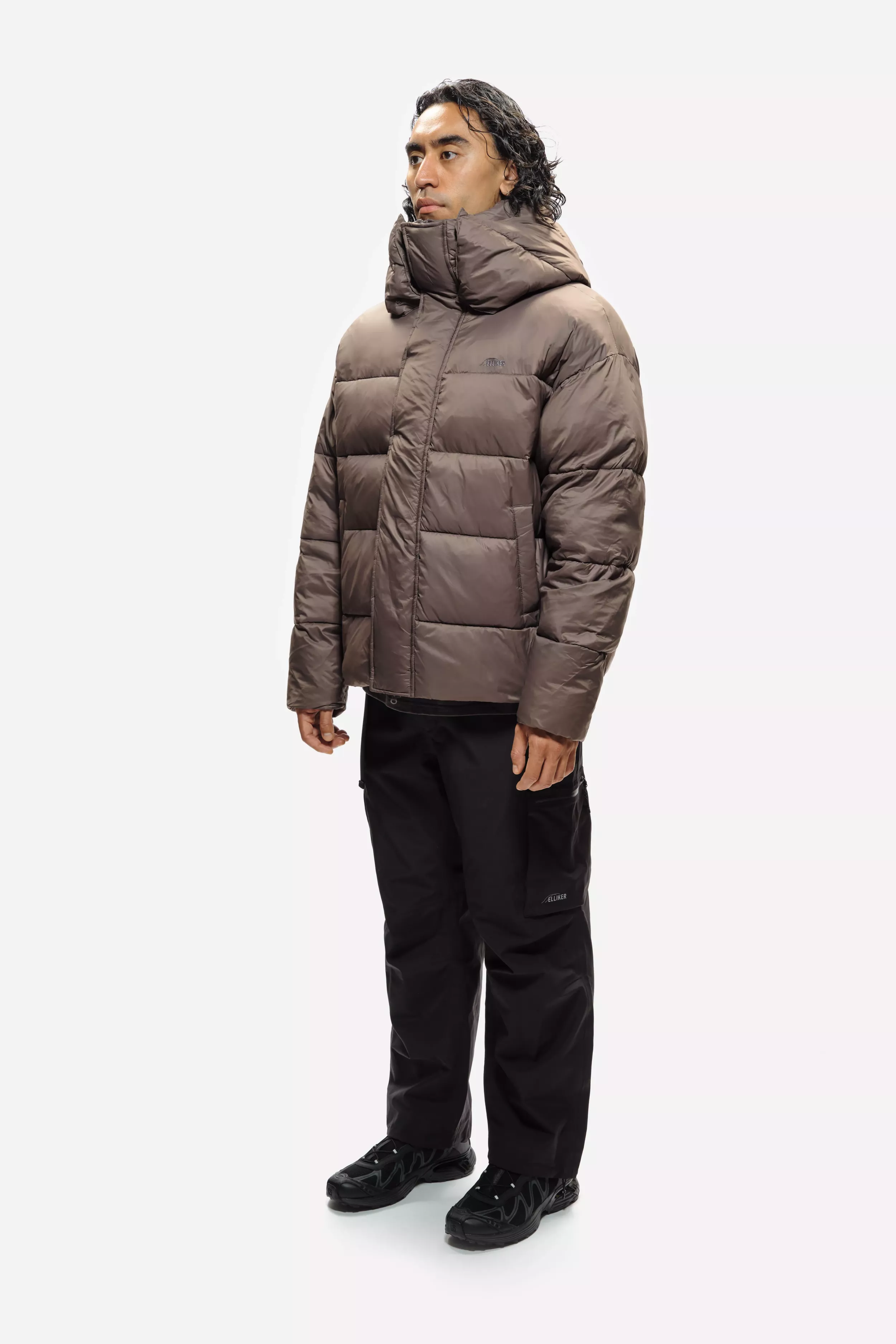 model-(40163-brown-side)-(40134-black-side)