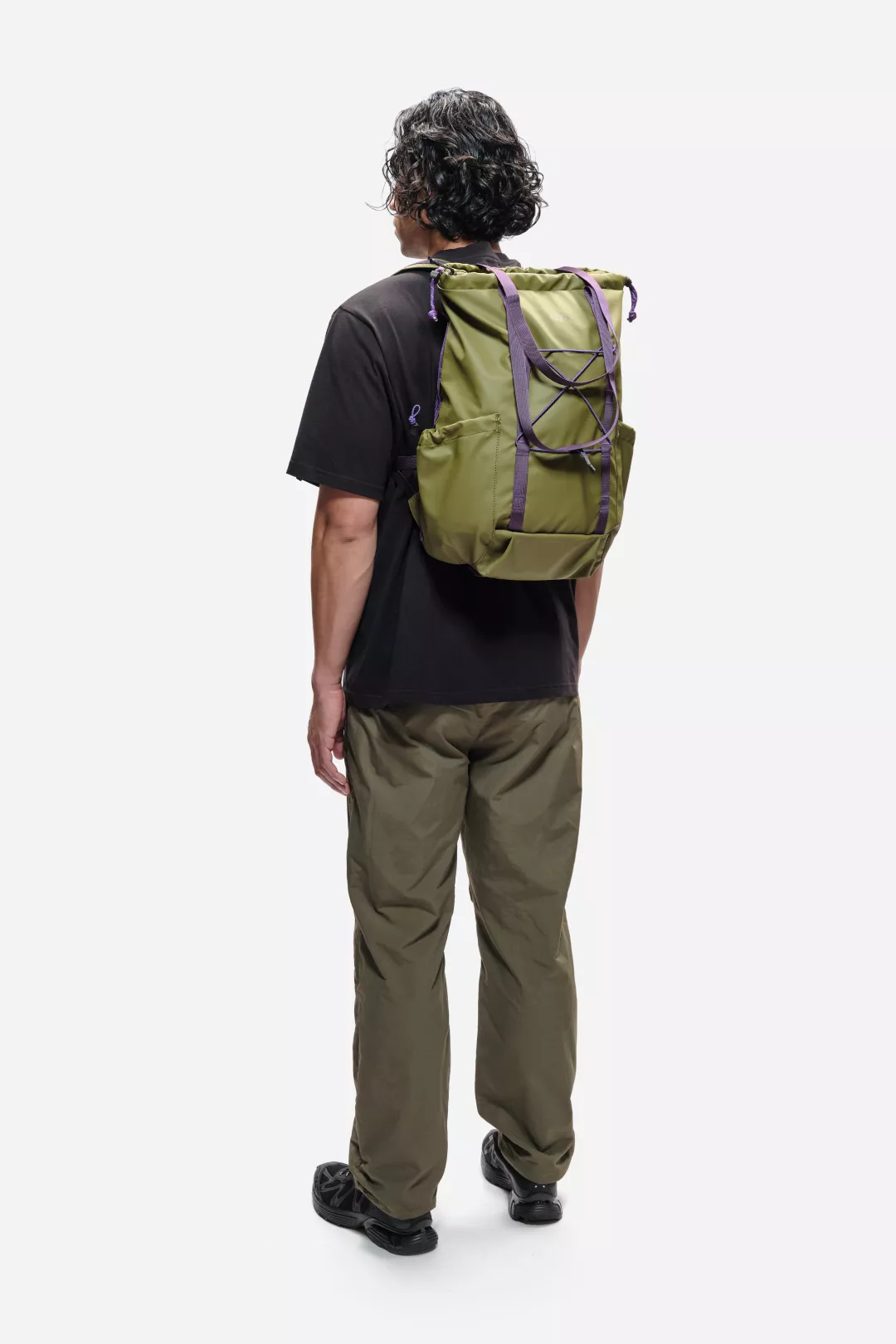 model-(34023-khaki-side)-(40157-black-side)-(40148-khaki-side)