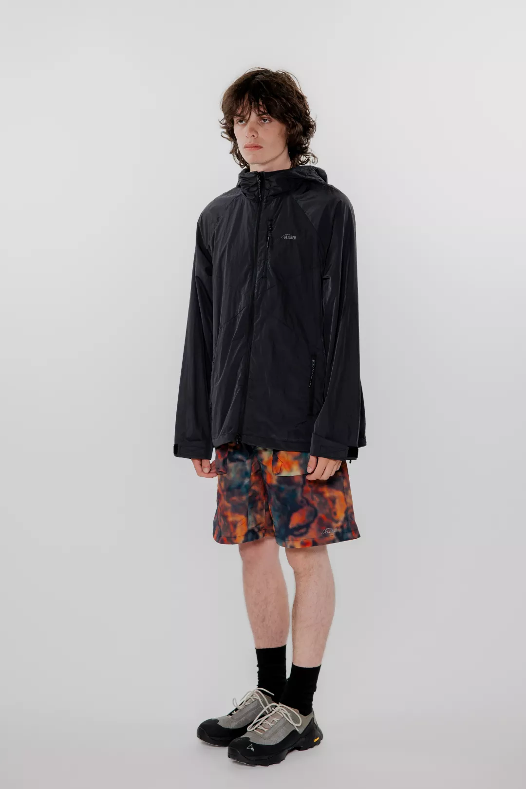 model-(40175-black-side)-(40179-peat-side)