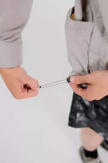 model-(40169-taupe-detail)-1