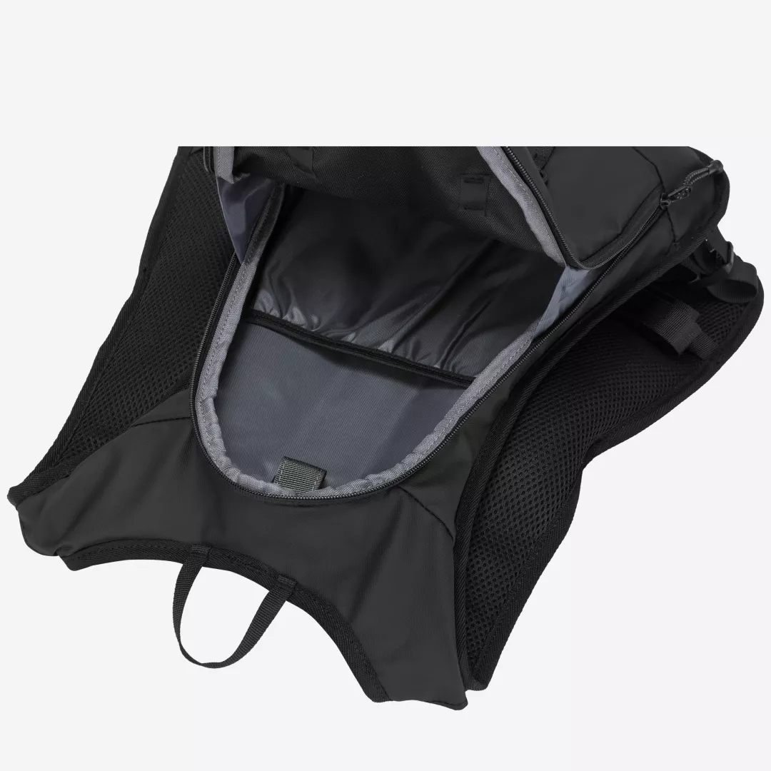 34064-black-inside-1