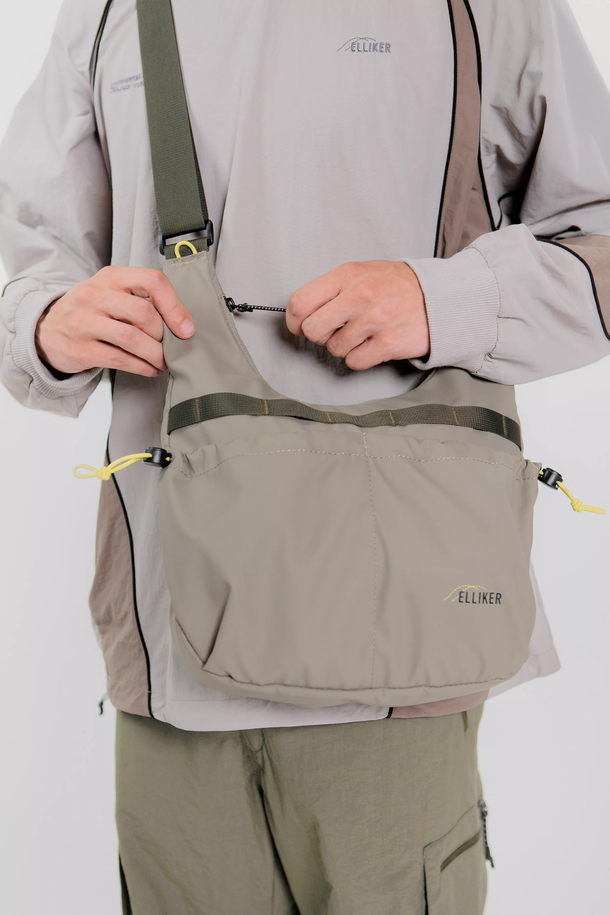 model-(34063-taupe-front)-(40170-taupe-front)