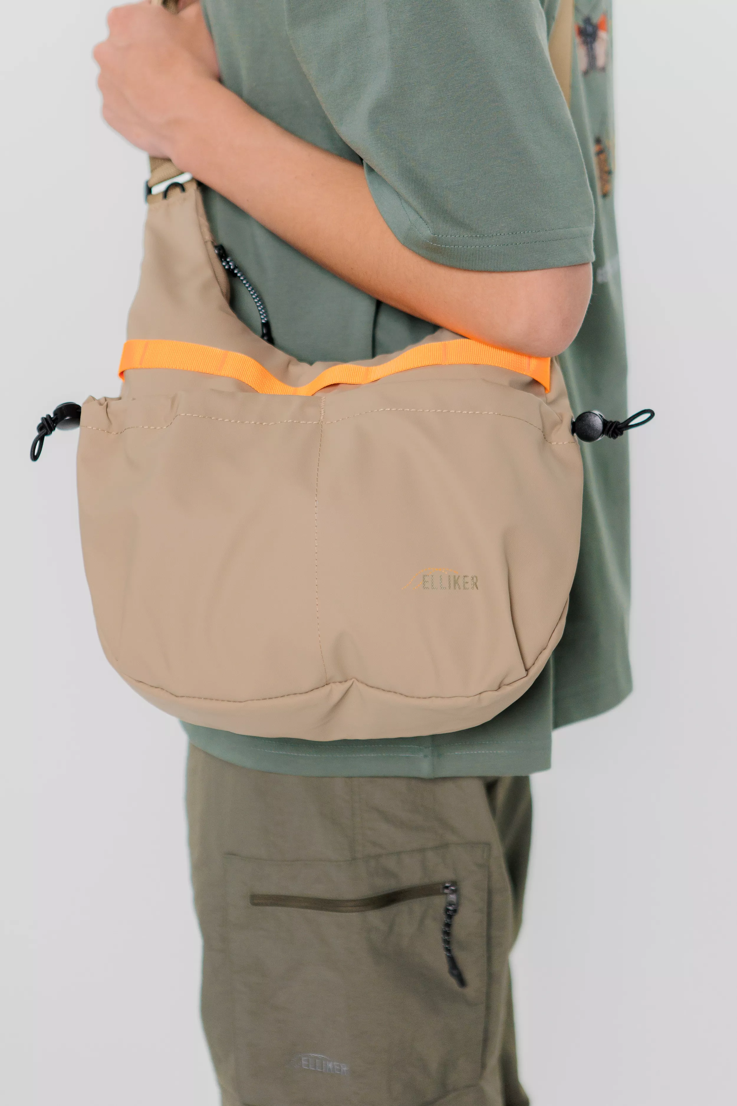 model-(34063-sand-front)