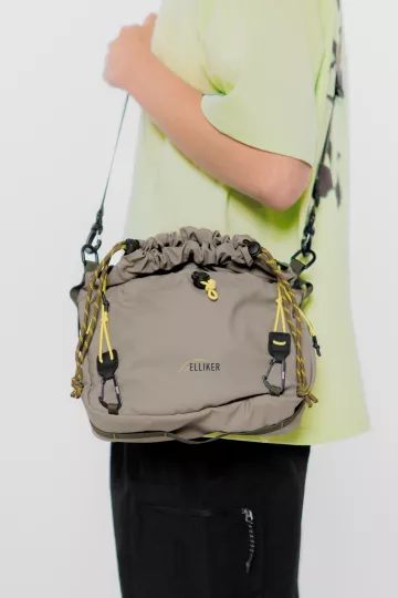 model-(34062-taupe-front)-1