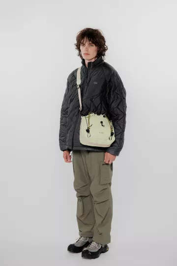 model-(40176-blkfade-side)-(40178-ivygrn-side)-(34062-lime-front)-1