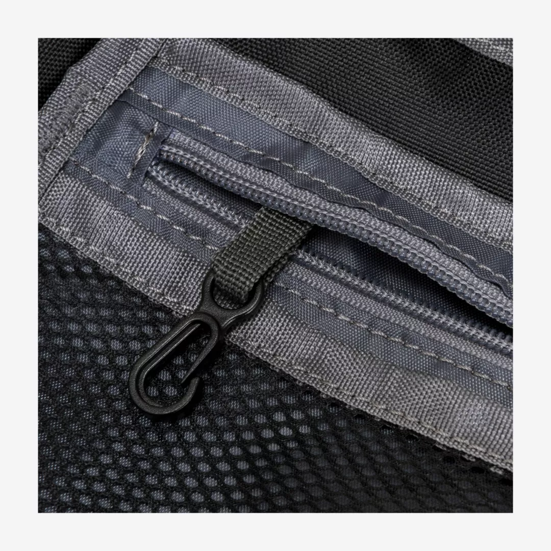 34062-black-detail-1