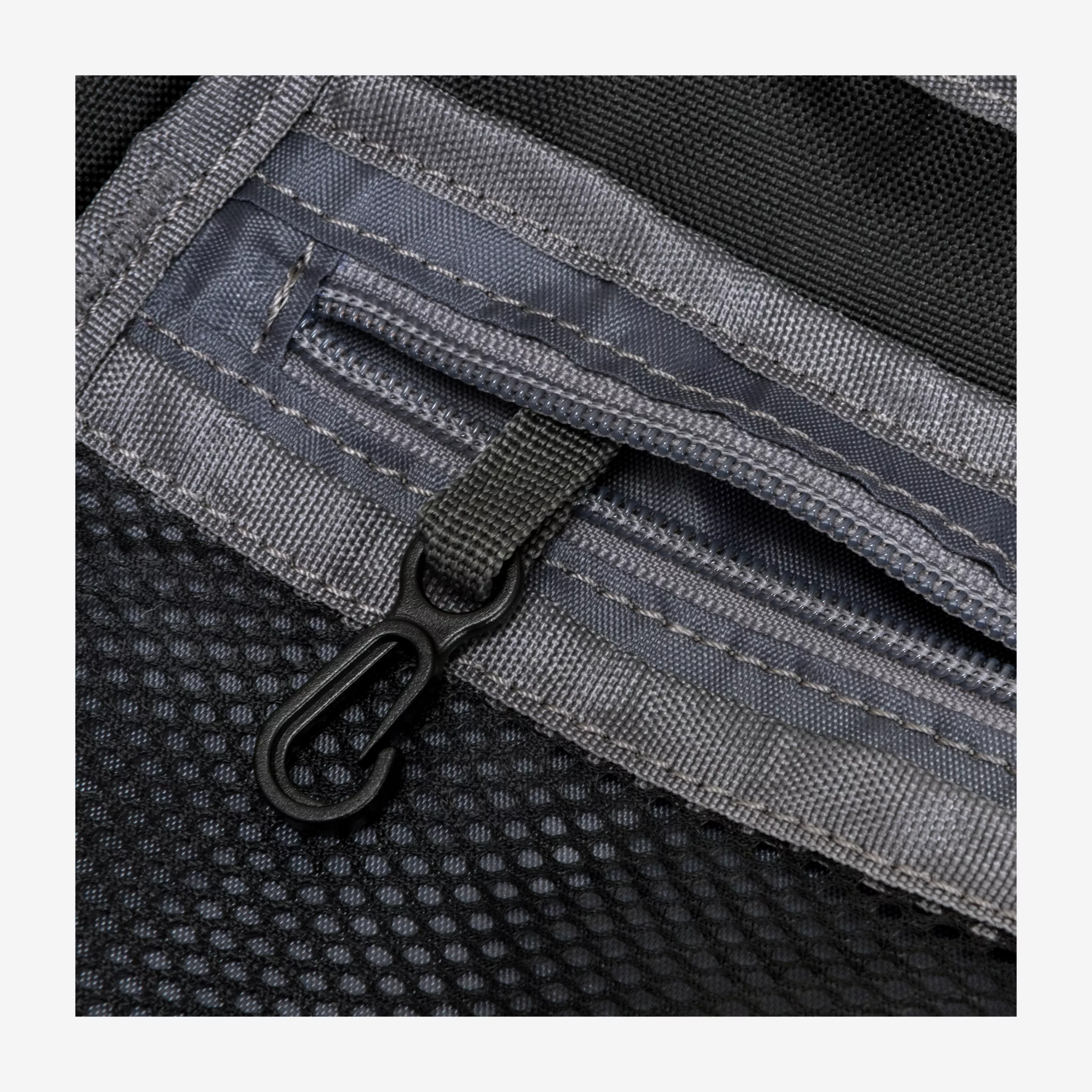 34062-black-detail-1