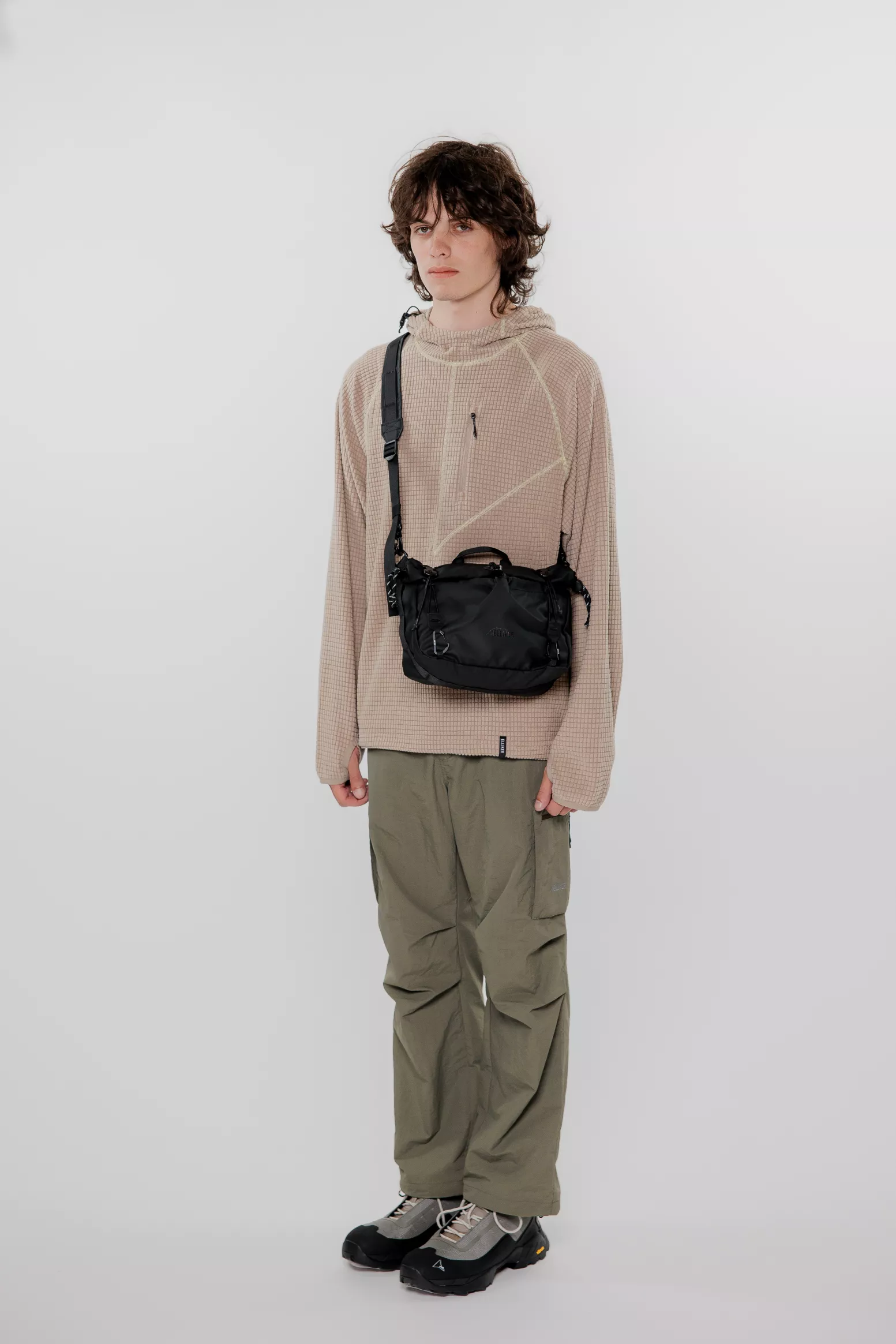 Nidder Nidder Roll Top Crossbody Bag 6L