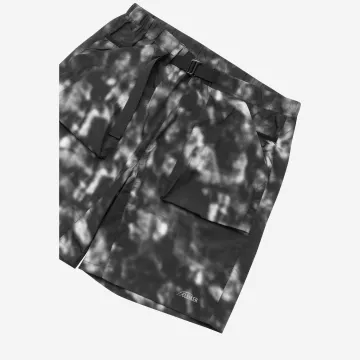 40179-grphite-detail