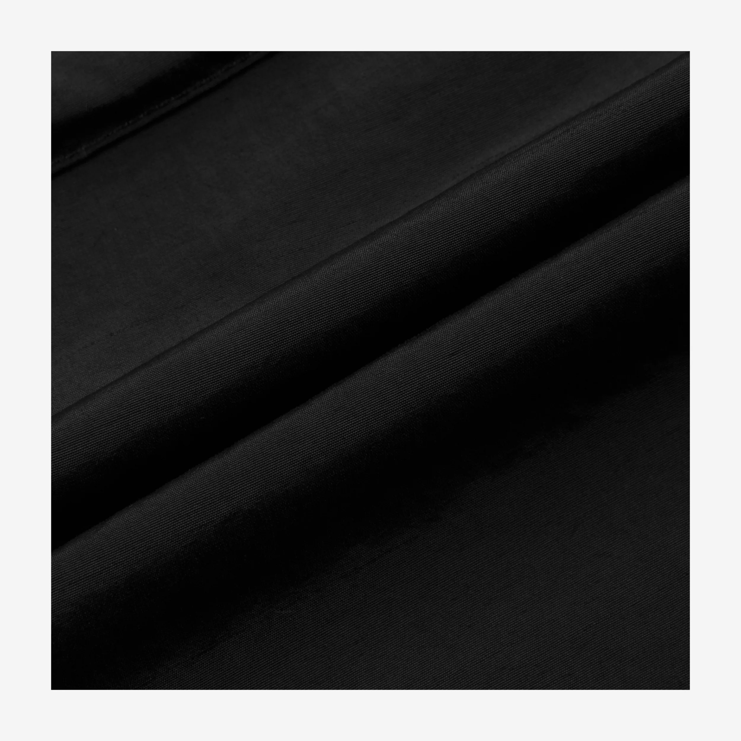 40179-black-detail-5