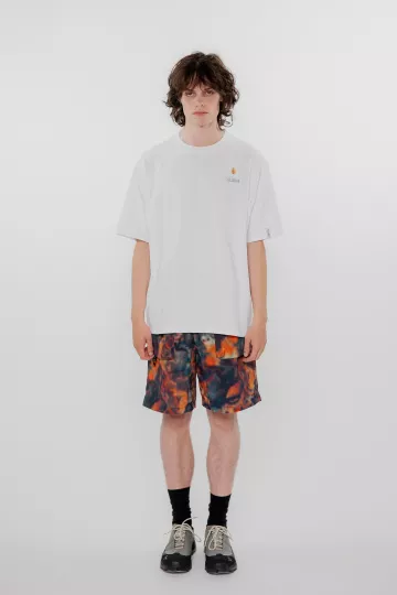 model-(40155-white-front)-(40179-peat-front)