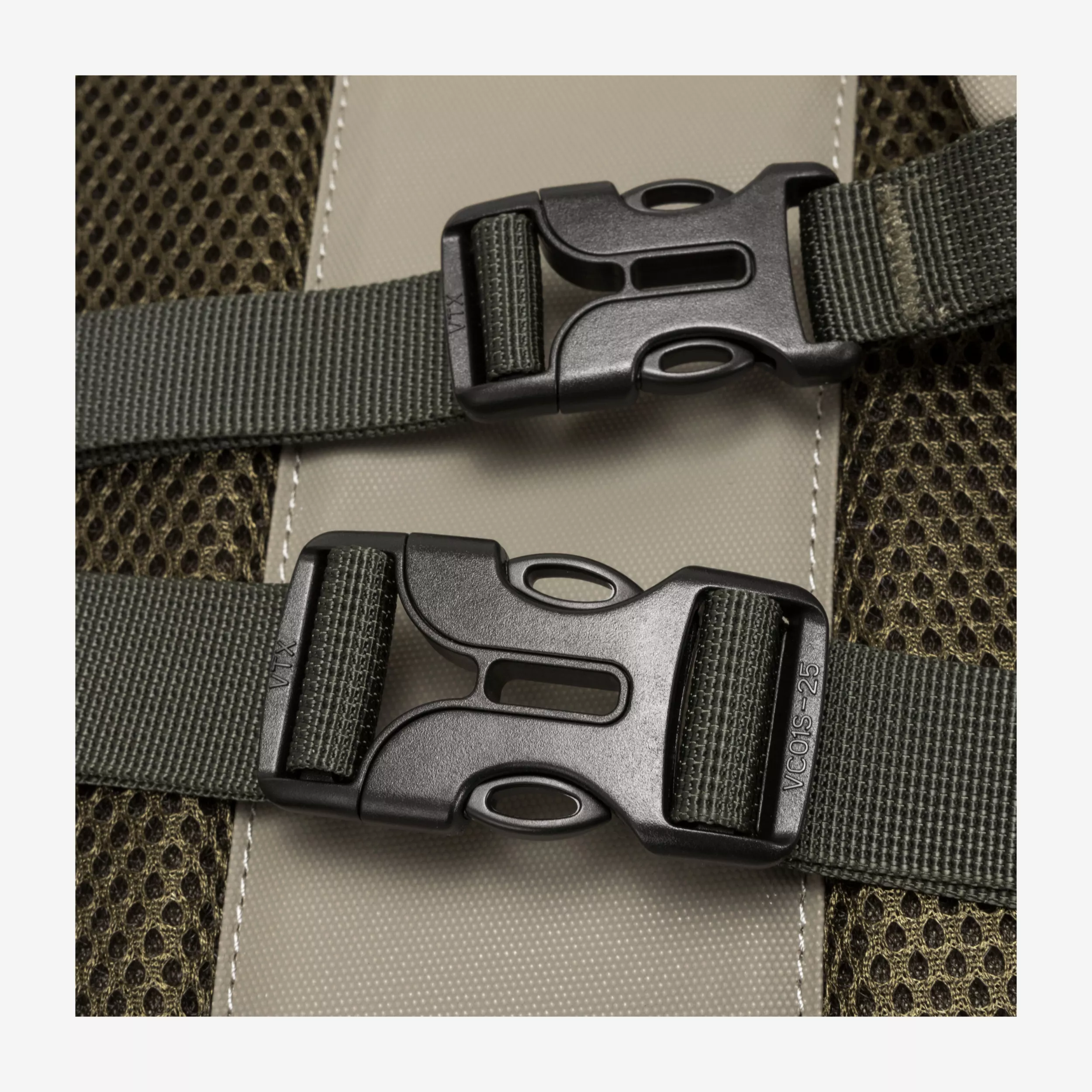 34052-taupe-detail-1