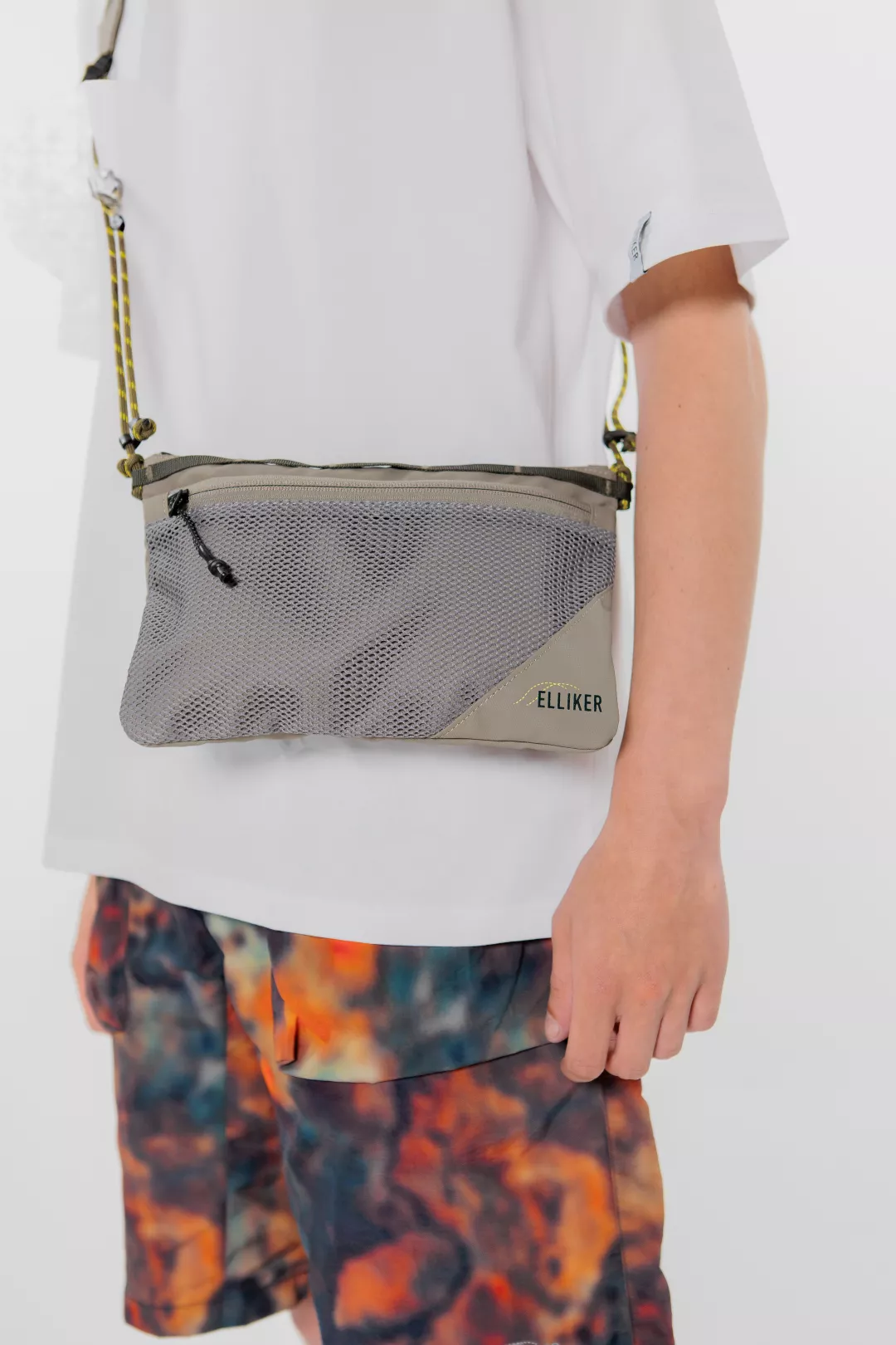 model-(34055-taupe-front)