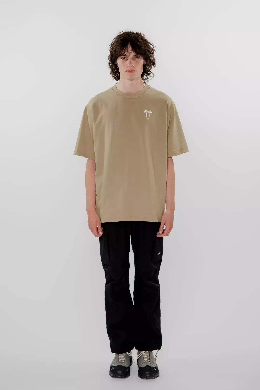 Model: 6'1" / 185cm | Size: L