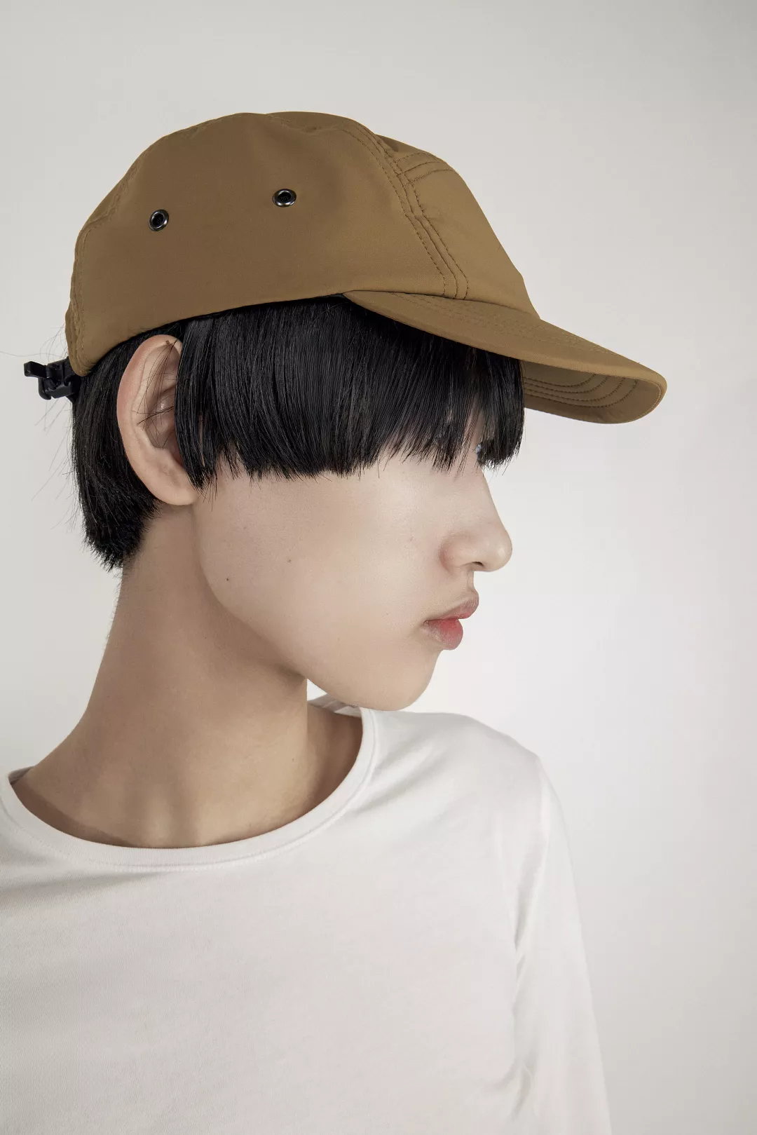 model-(34019-beige-side)-2