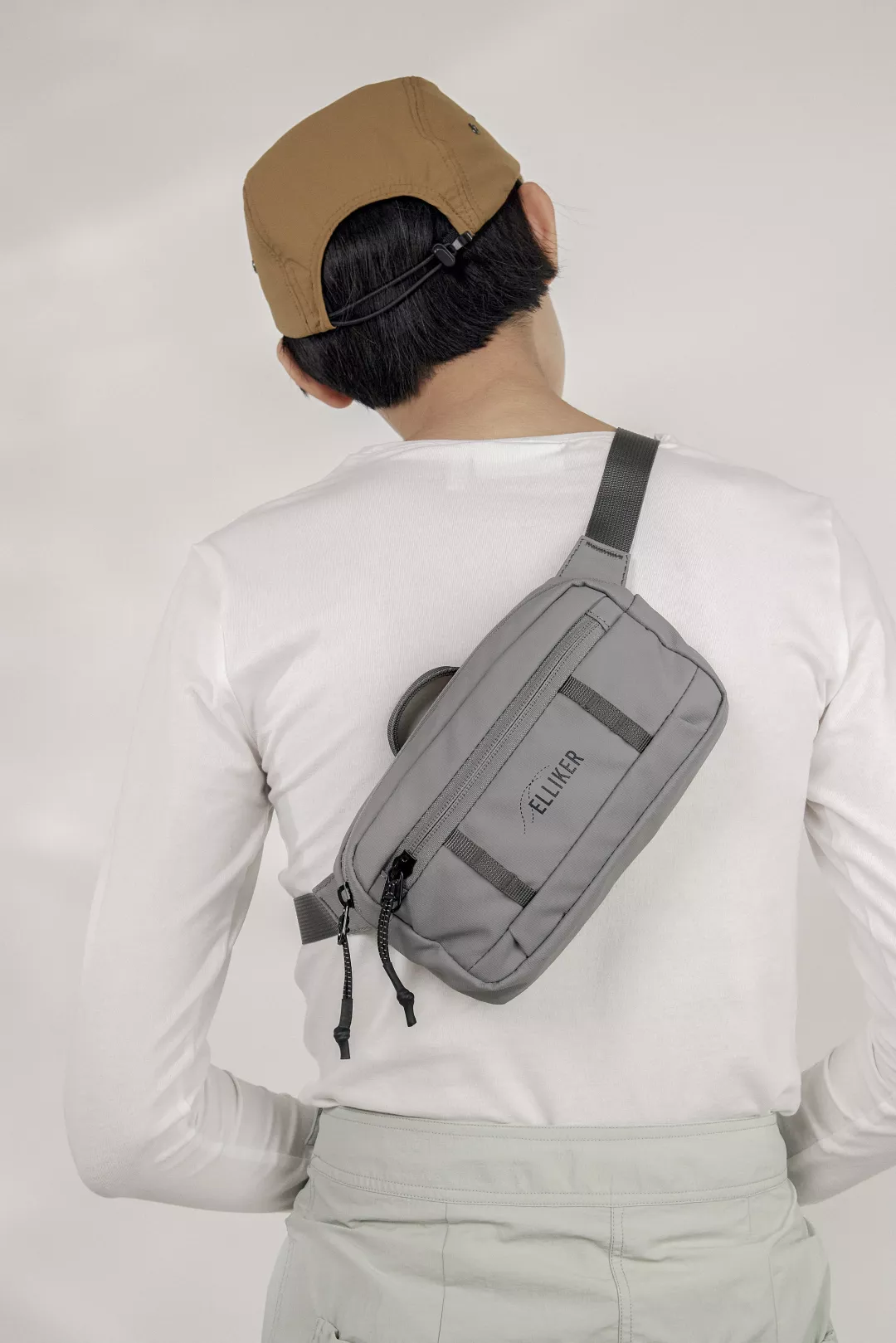 model-(34015-lightgrey-front)-(34019-beige-back)