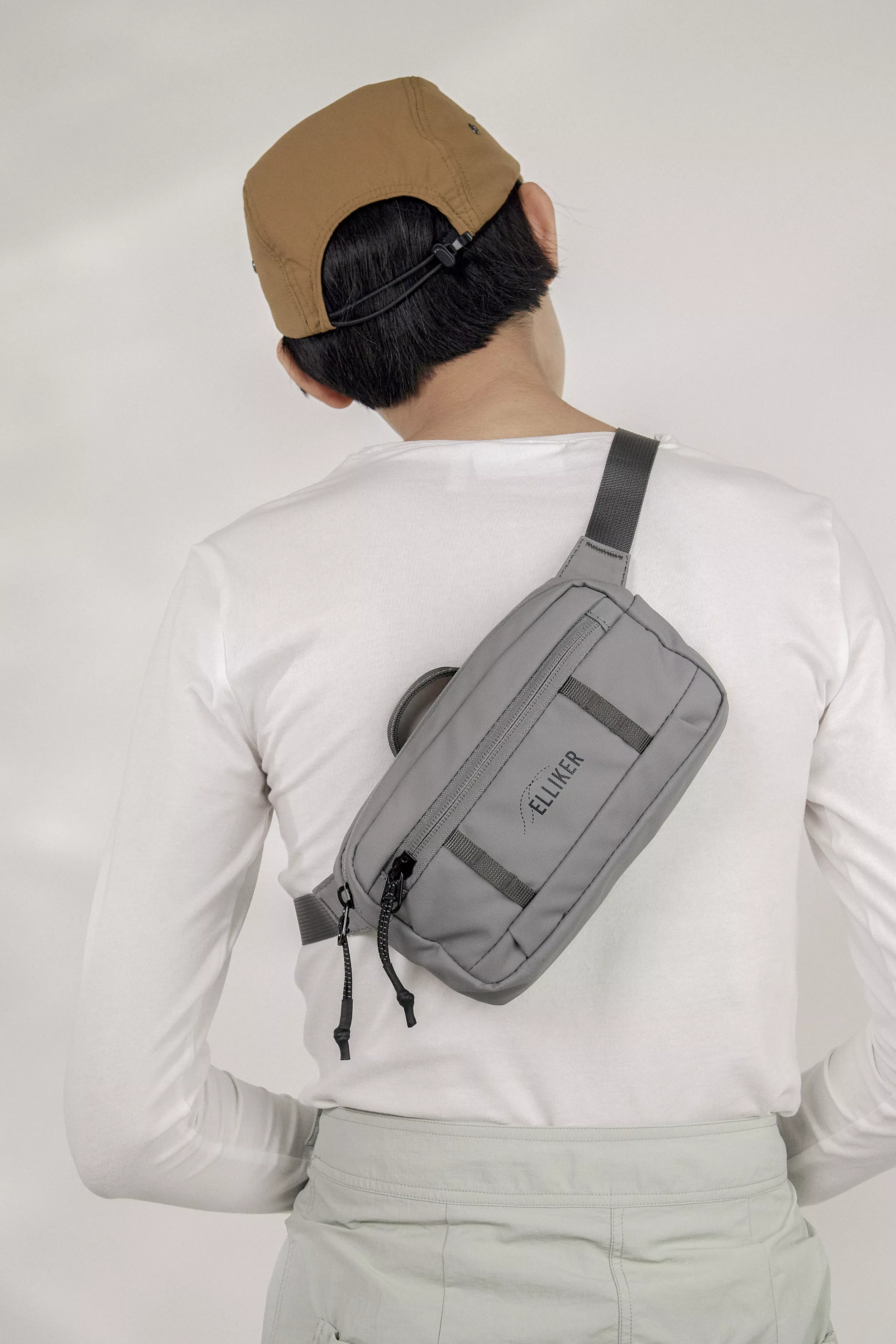 model-(34015-lightgrey-front)-(34019-beige-back)
