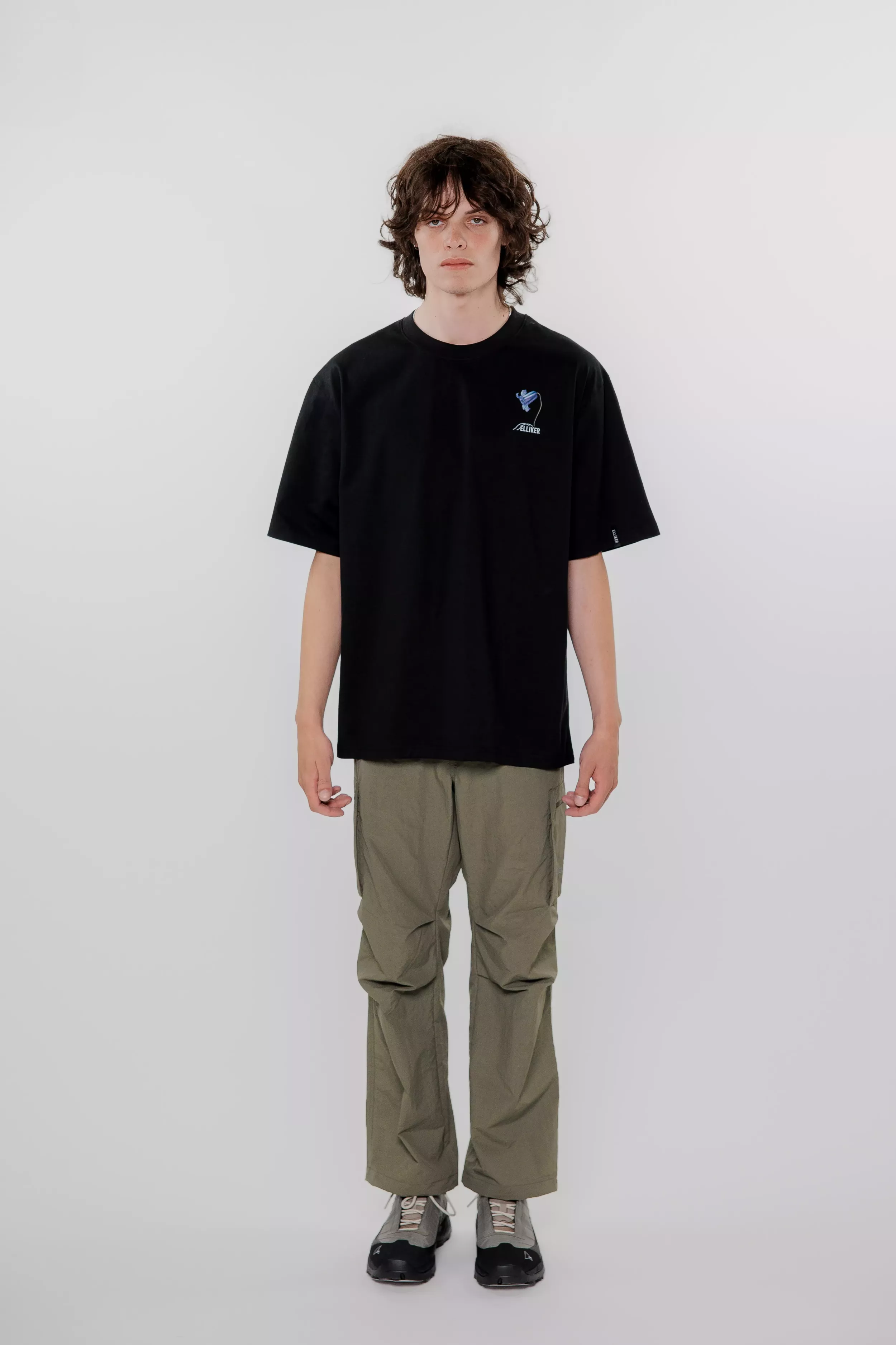 model-(40165-black-front)-(40178-ivygrn-front)